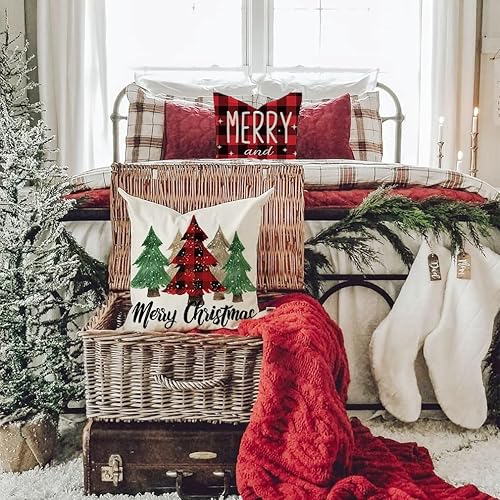 Miniatura 3 de PANDICORN Juego de 4 fundas de almohada de Navidad de 18 x 18 pulgadas, diseño de búfalo rojo y negro, decoración de árbol de Navidad, camión,