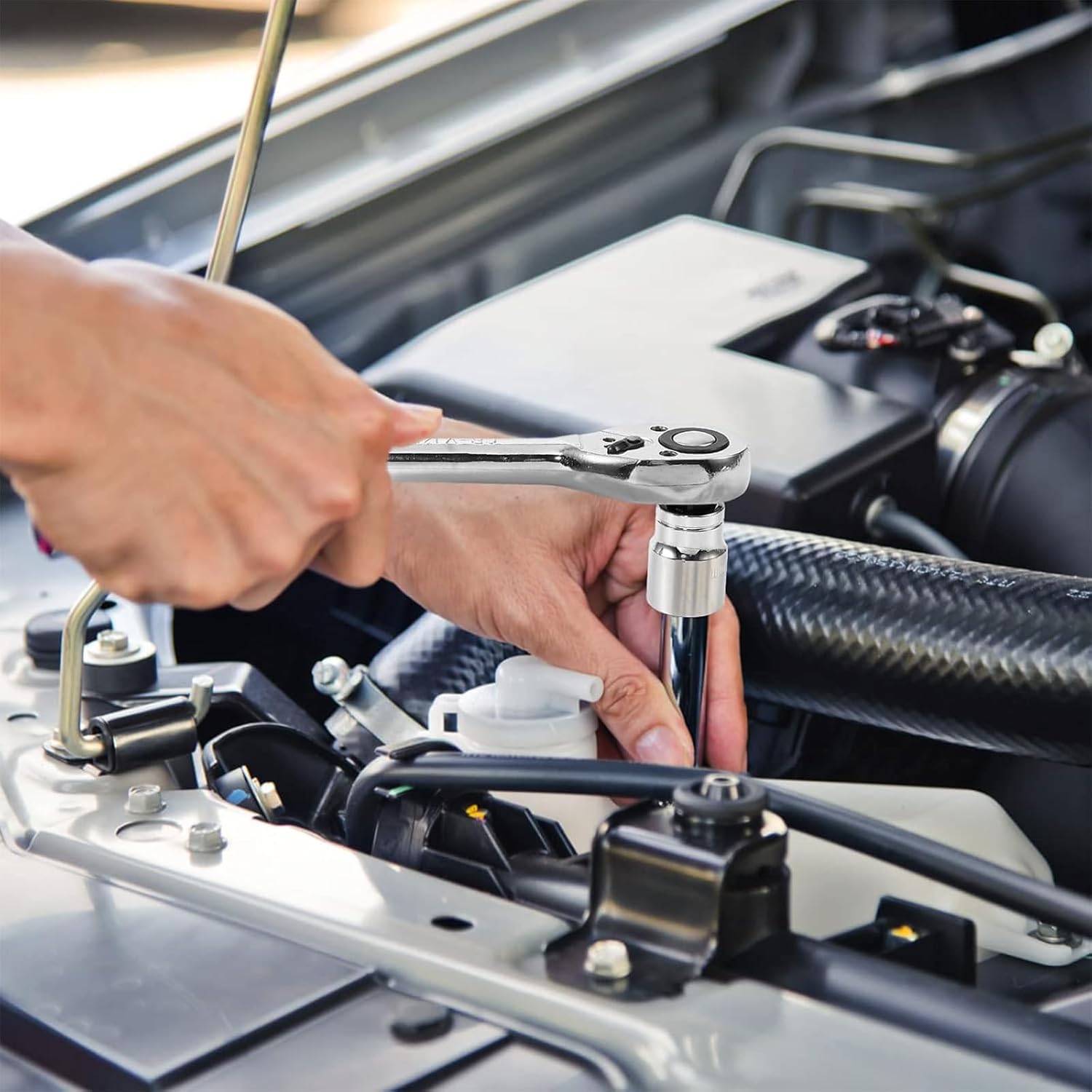 Mechanics Tool Set SAE Metric Socket Wrench Kit with Ratchets Extensions & Accessories Complete Automotive Repair Tools In Durable Storage Case for Home Garage Car Maintenance 213 Piece