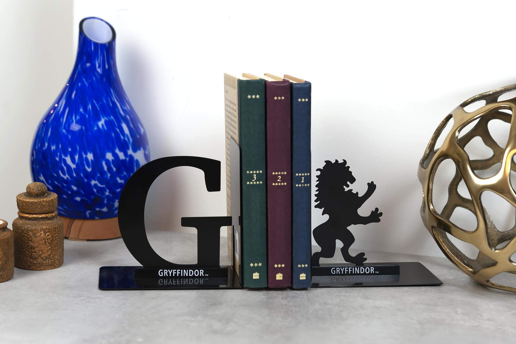 Harry Potter Metal Bookends Black Hogwarts House Gryffindor Diecast