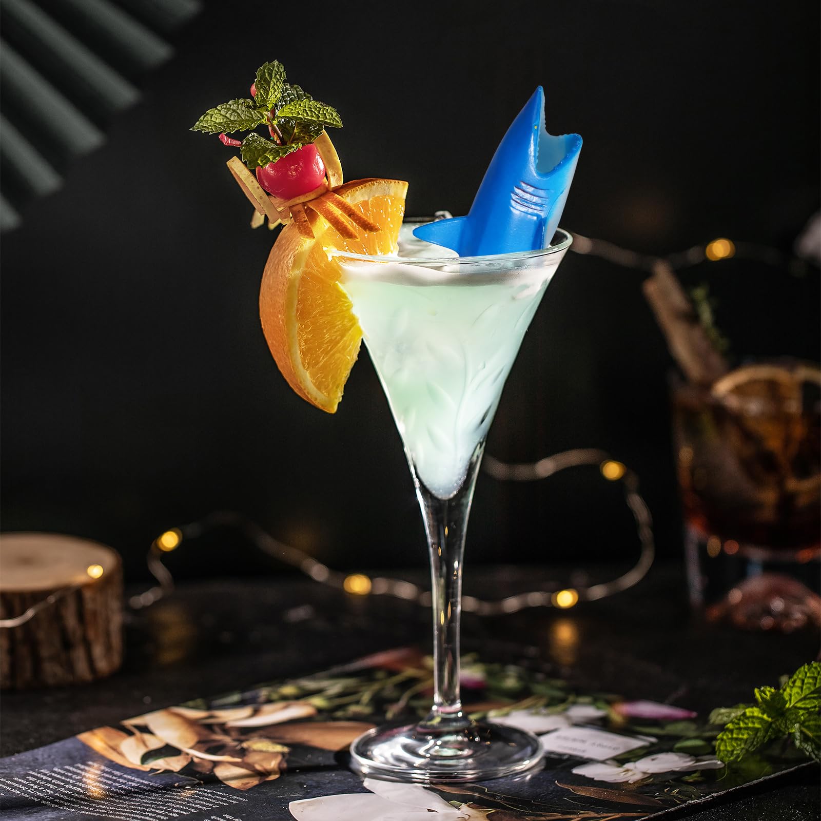 AULSAM 16 statuette di squalo per bambini, in plastica, decorazione per feste di squalo, riutilizzabili, decorazioni vuote, feste a tema, cocktail, limonata, spezie (blu)