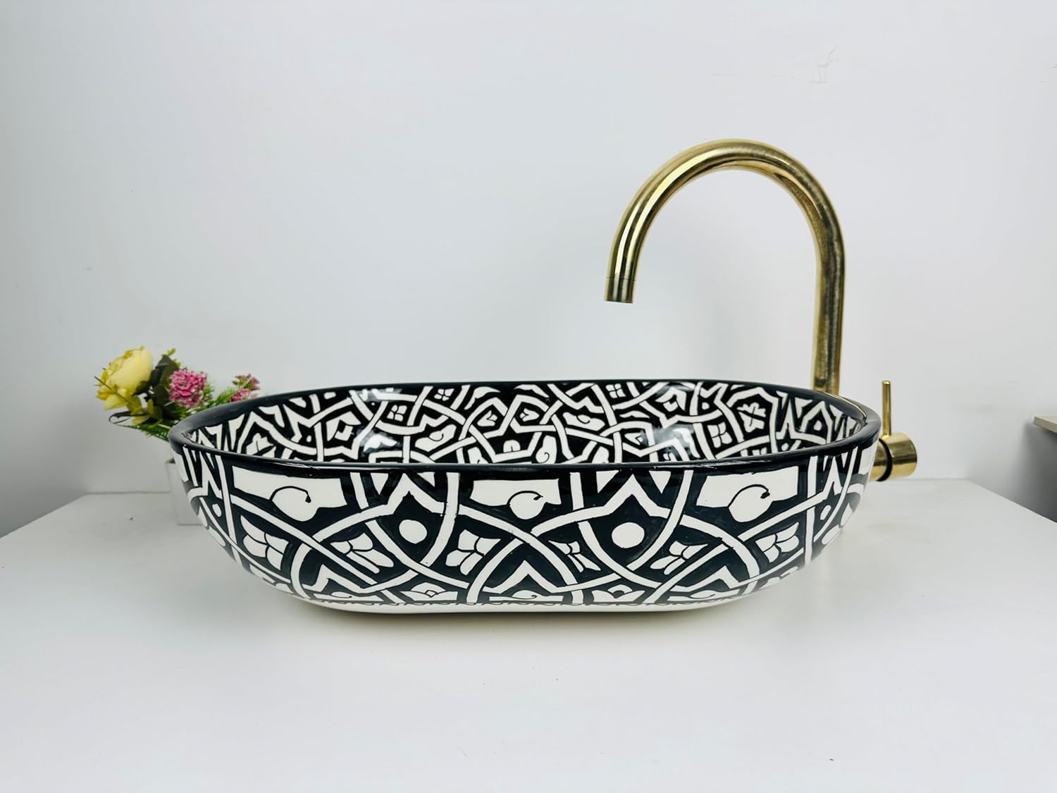 Modern Black and White Vessel Sink – Moroccan Geometric Interlocking Pattern Countertop Basin – Oval Porcelain Art Wash Bowl for Bathroom Vanity (48x34cm = 19x13.4in)