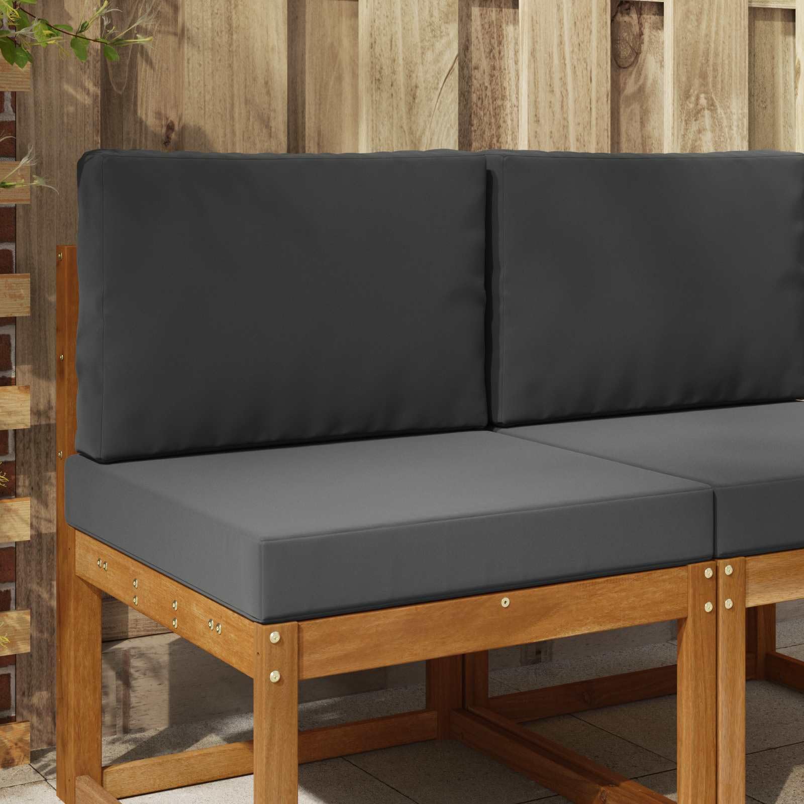 Coussin de jardin 60x60 contre le mal de dos sur mobilier de balcon