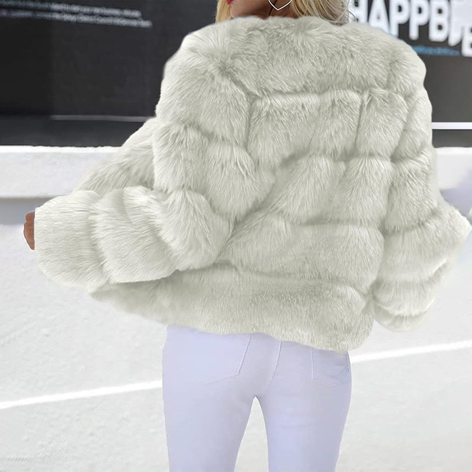 Women's Faux Fur Cropped Jacket 2024 Fall Winter Fashion Soft Long Sleeve Open Front Fluffy Fur Short Coat Outerwear
