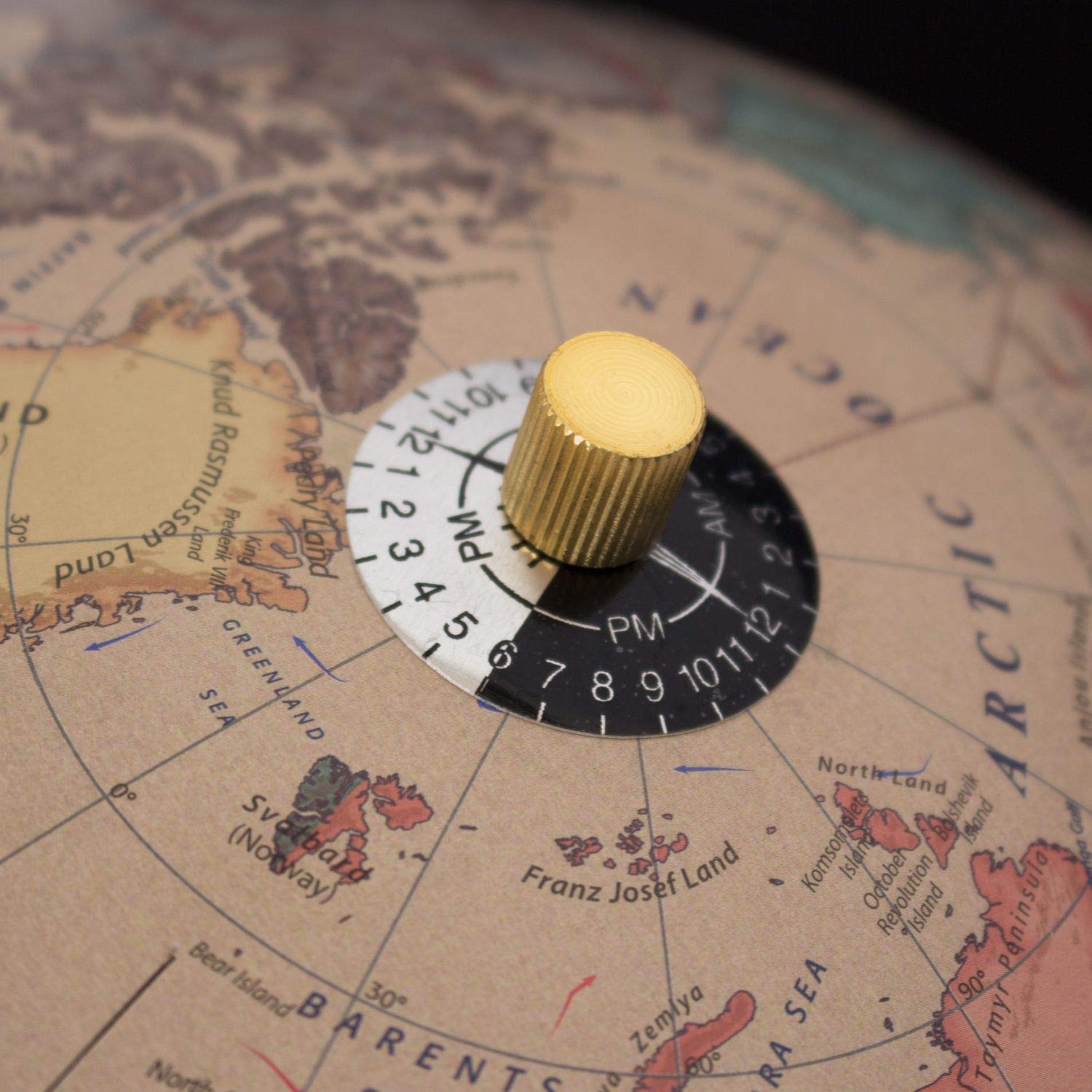 Globo Magallanes Vasa con mapa político o laminado a mano, independiente sin meridiano de 32 cm de diámetro, globo con pie de madera marrón rojizo escala 1:40.000.000 32 cm
