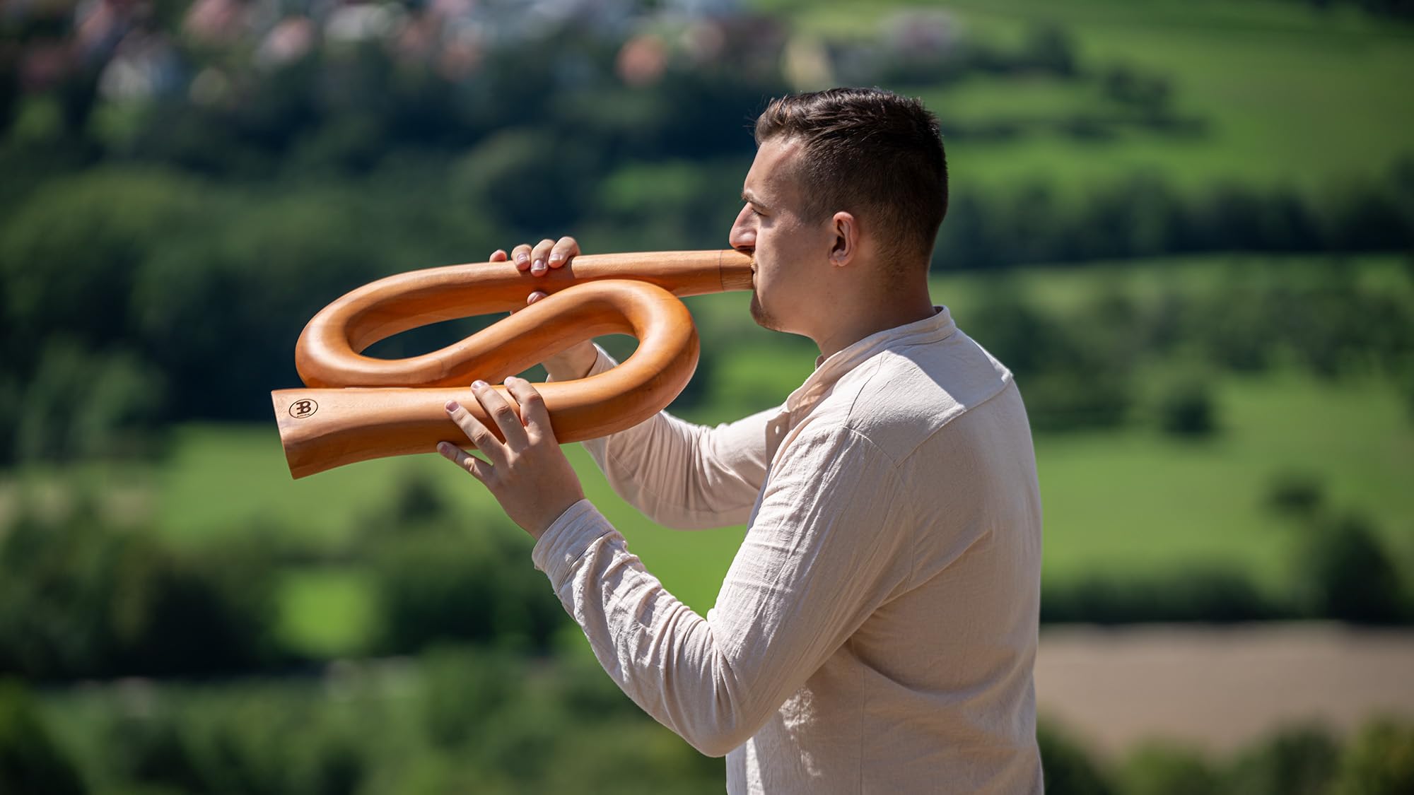 Sonic Energy S-Form Didgeridoo Reise Instrument Stimmung D Mahagoniholz Natur