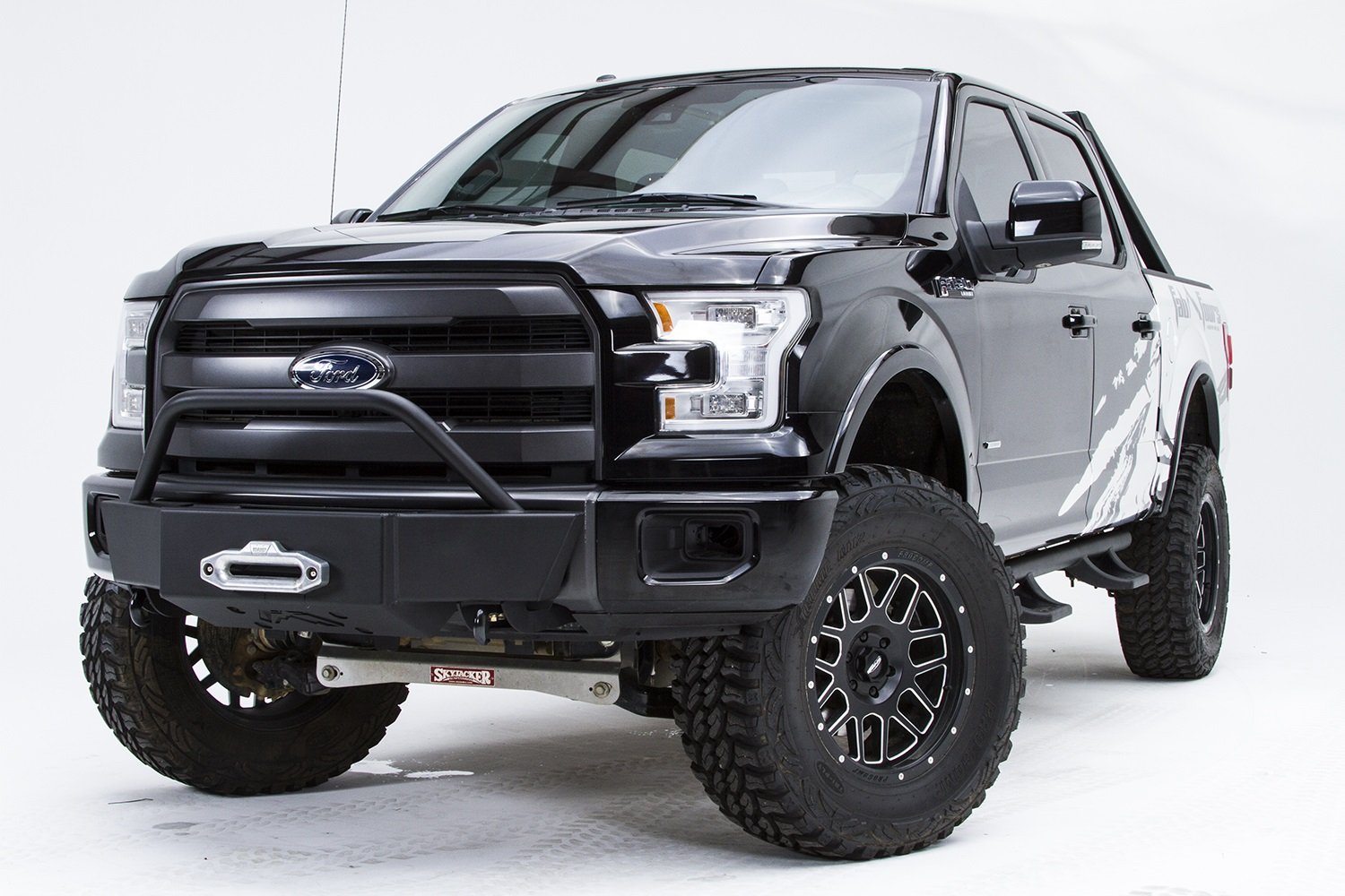 Fab Fours FF15N32501 Winch Mount