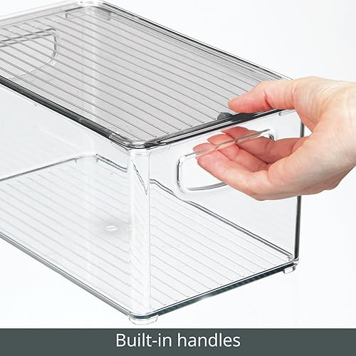 Miniatura 7 de mDesign Caja de almacenamiento de plástico profundo para baño, asas con tapaintegradas, organización para maquillaje, herramientas de peinado del