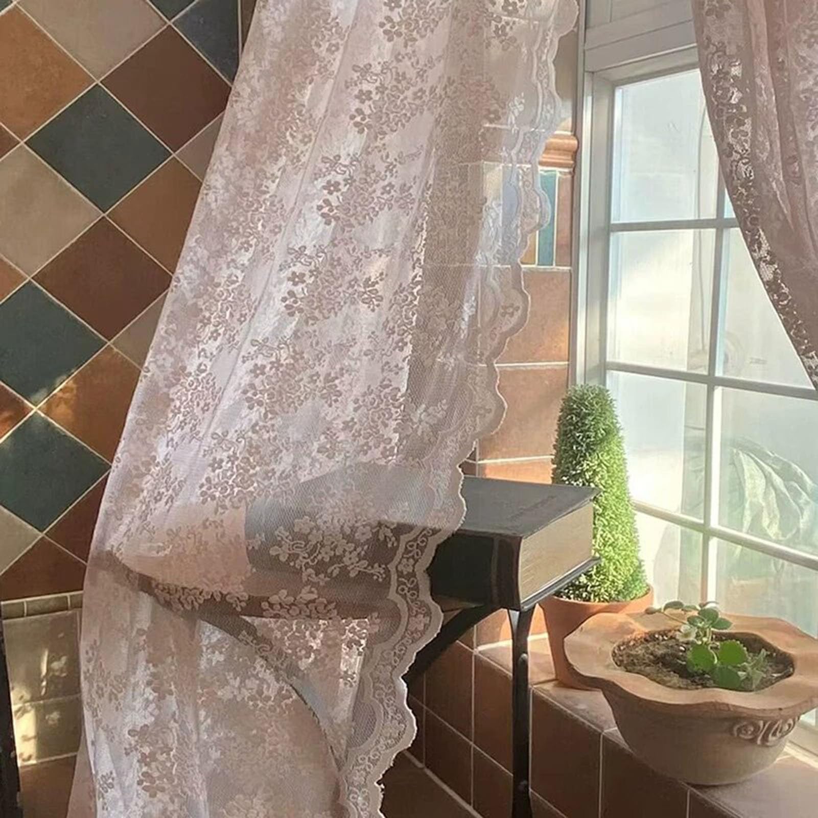Lot de 1 Rideaux en Dentelle, Rideaux en Voile de Fenêtre À Fleurs Shabby Chic Filtrant la Lumière Passe-Tringle pour Salon Balcon Chambre(W280xH215cm/110x84inch)
