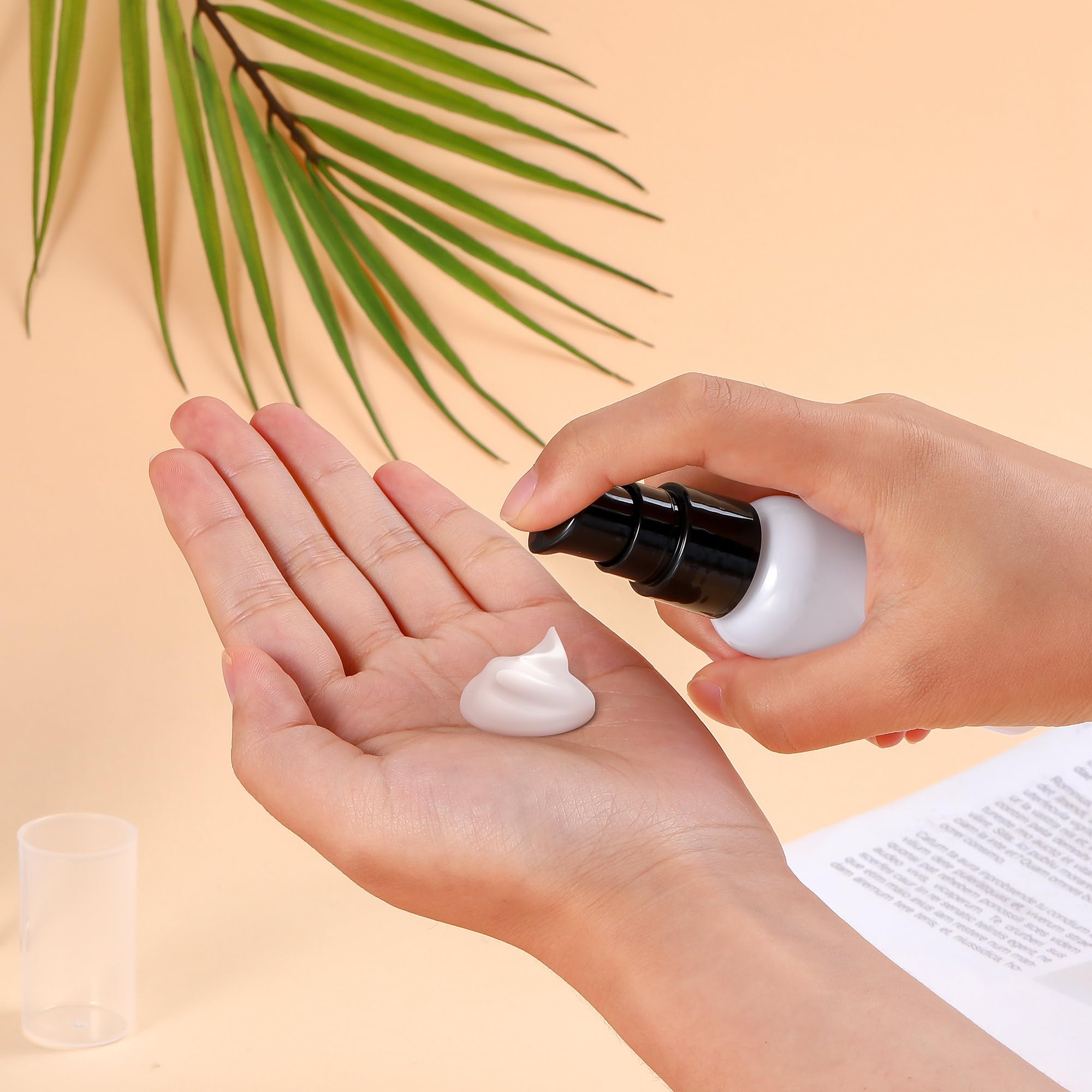 10 bottiglie da viaggio per articoli da toeletta da 56,7 g, piccole bottiglie da viaggio trasparenti in plastica vuota con erogatore spray con tappo nero, per lozioni, creme, oli essenziali