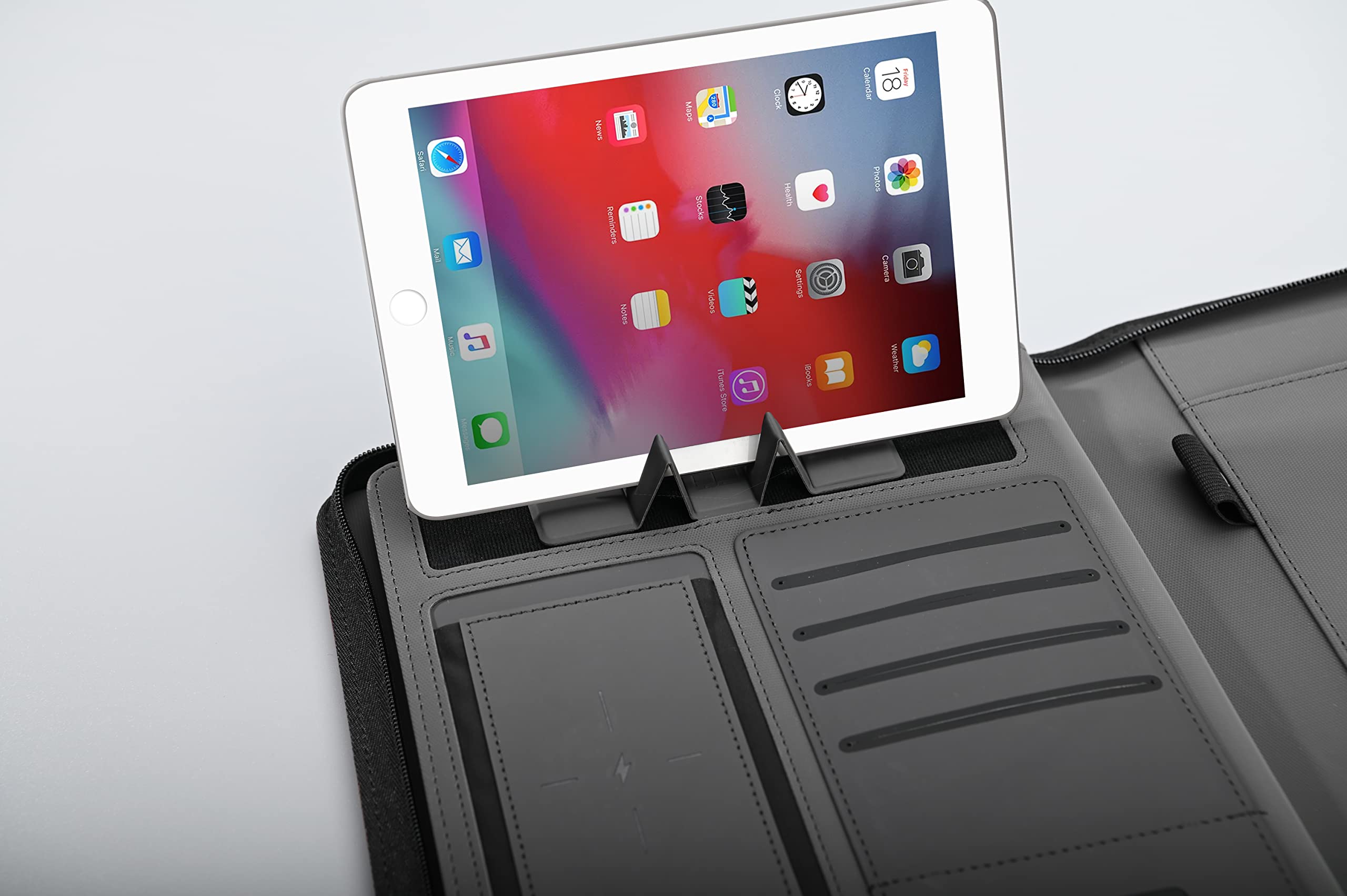 Cartella per conferenze A4 in pelle con cerniera, porta documenti con Powerbank da 8000 mAh e ricarica wireless, organizer per riunioni, viaggi (nero)