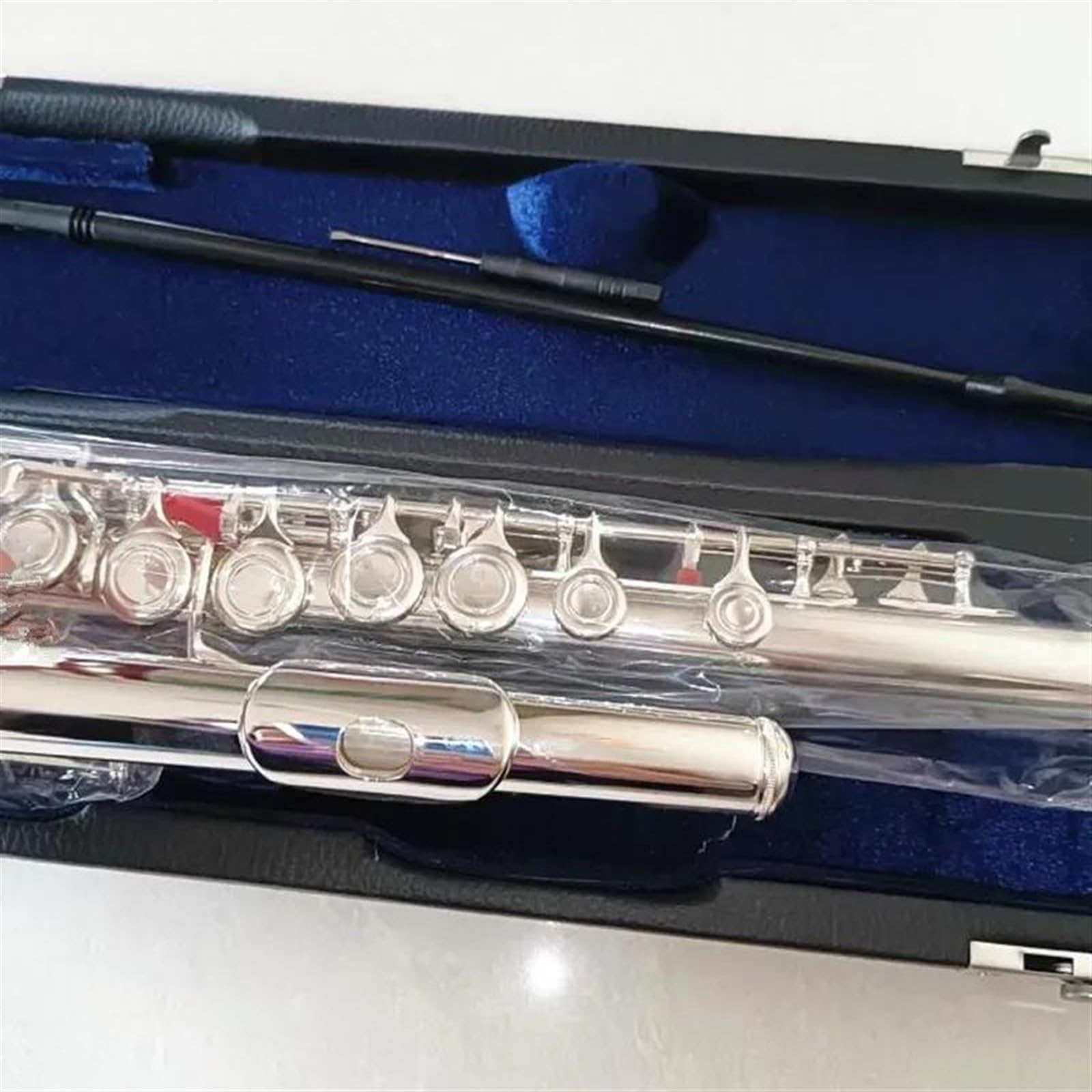 Classic Flûte Traversière Flûte Professionnelle C Key16 Flûte À Trou Fermé Instruments De Musique Plaqués Argent Avec Étui En Cuir Et Accessoires