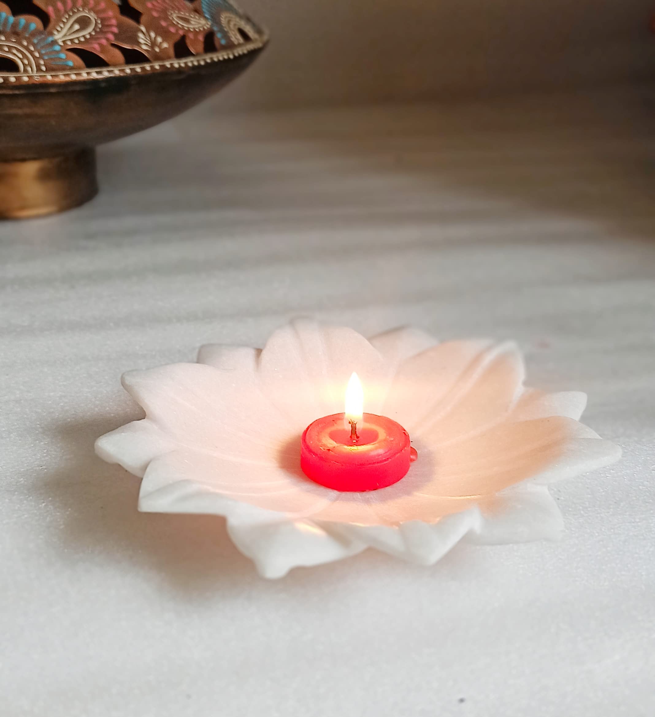 RM™ 6-Inch White Marble Leafy Bowl – Decorative Flower Holder, Scalloped Jewelry Dish, Candle Tray, Modern Marble Object for Table Decor by Rameshwaram Marble