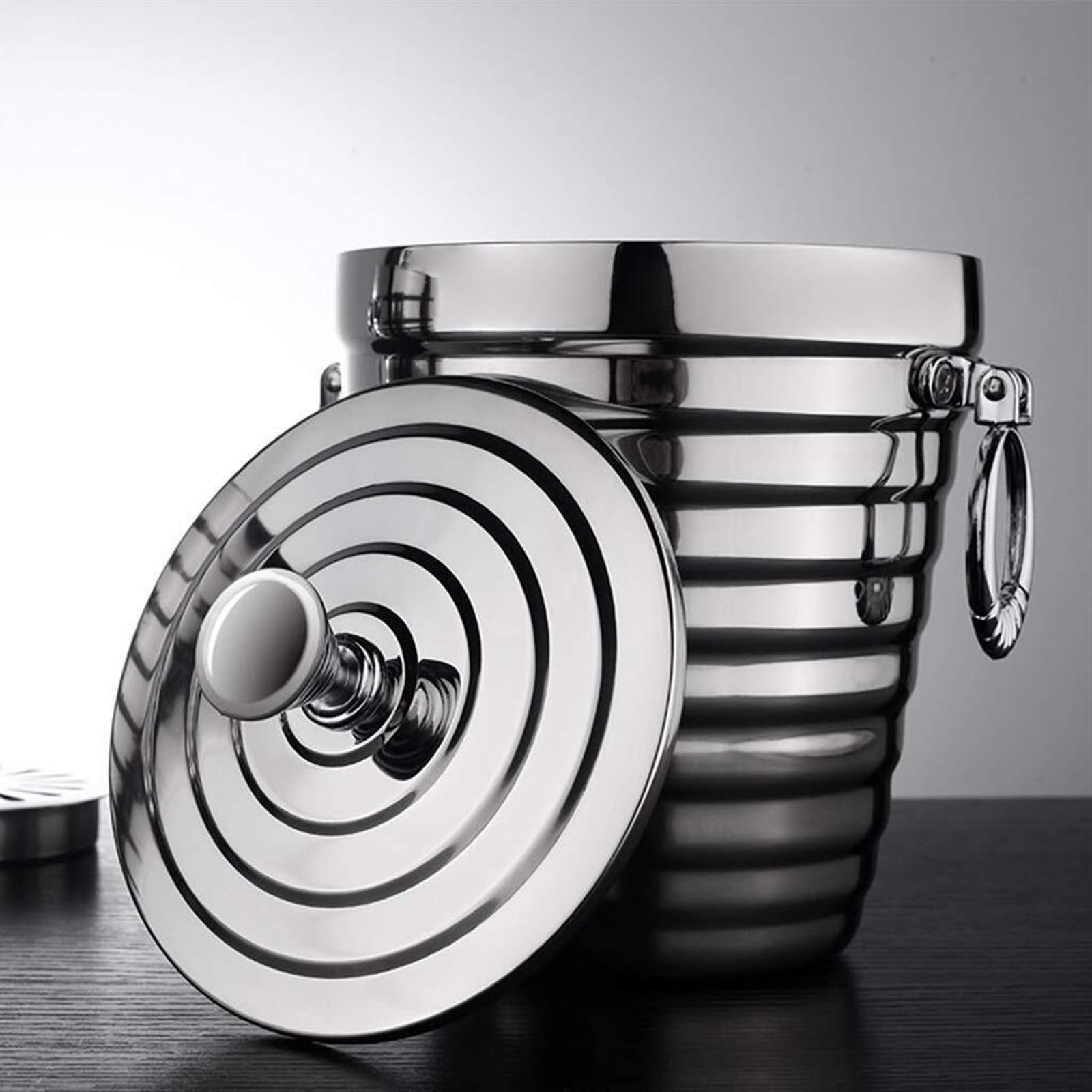 Bandeja de cubitos de hielo de 2 l, enfriador de bebidas de acero inoxidable con asa, cubo de hielo portátil de doble pared con tapa, contenedor de hielo triturado para fiestas y eventos