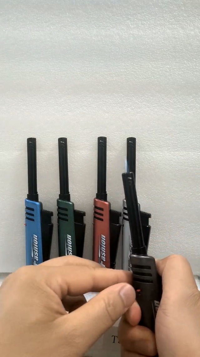 Set de 5 encendedores antorcha metálicos recargables miniatura 4