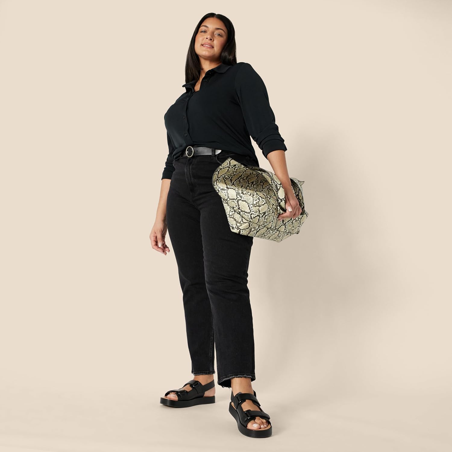 Amazon Essentials Women's Regular-Fit Matte Jersey Button-Down Shirt - Image 6