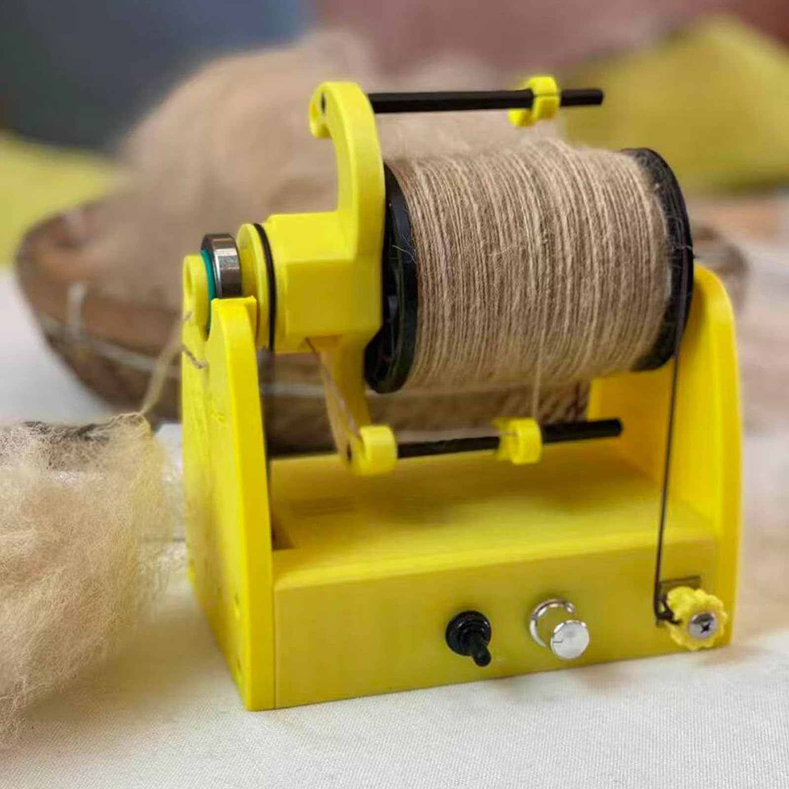 Mini wełniane koło spinningowe, elektryczna przędza, 80 g, pojemność 80 g, maksymalna prędkość 800 obr./min, sterowanie przełącznikiem nożnym, zasilanie typu C, przenośna do przędzenia włókien