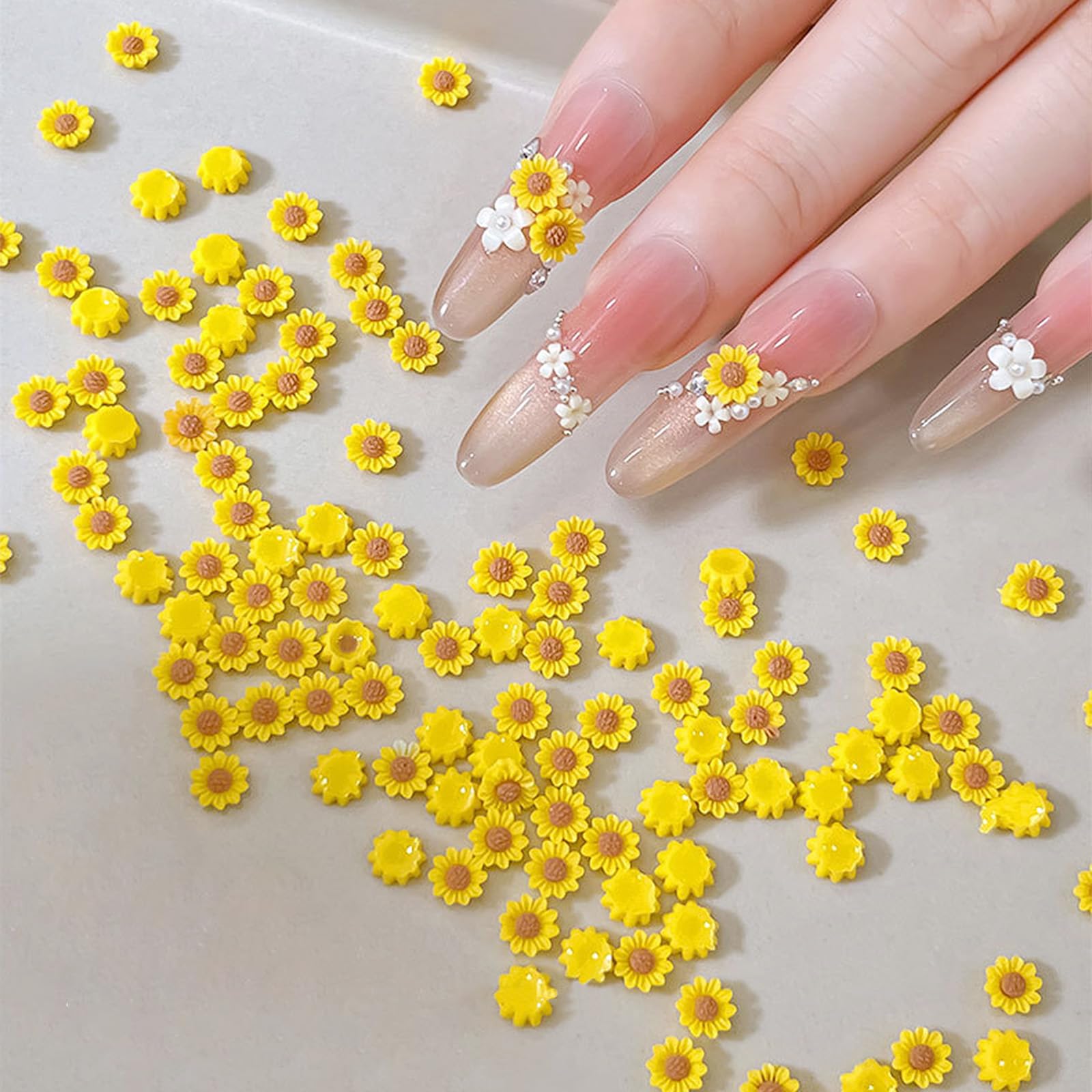 Amazon | ネイルパーツ ひまわり 300個セット 3D 立体 花 可愛い