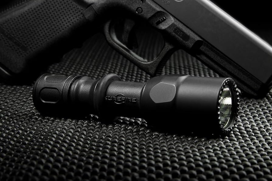 SUREFIRE G2ZX TACTICAL フラッシュライト Surefire Combat Light Single Output 320 Lumen LED Flashlight