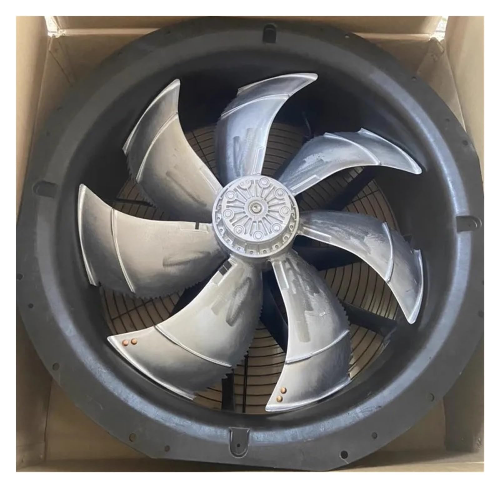 YMUGUEGH ZN080-ADL.6N V7P5 400V 2.4A Fan