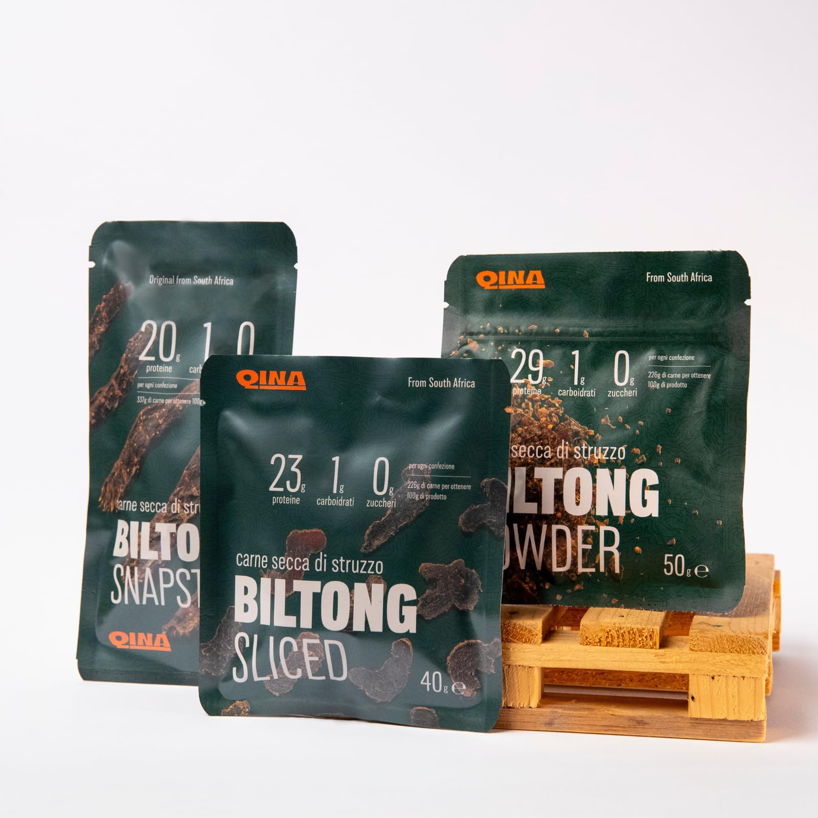 Qina Biltong - Ostrich Snapstick Biltong (30g x 10), carne secca di struzzo a strisce, alto contenuto proteico, basso contenuto di grassi.