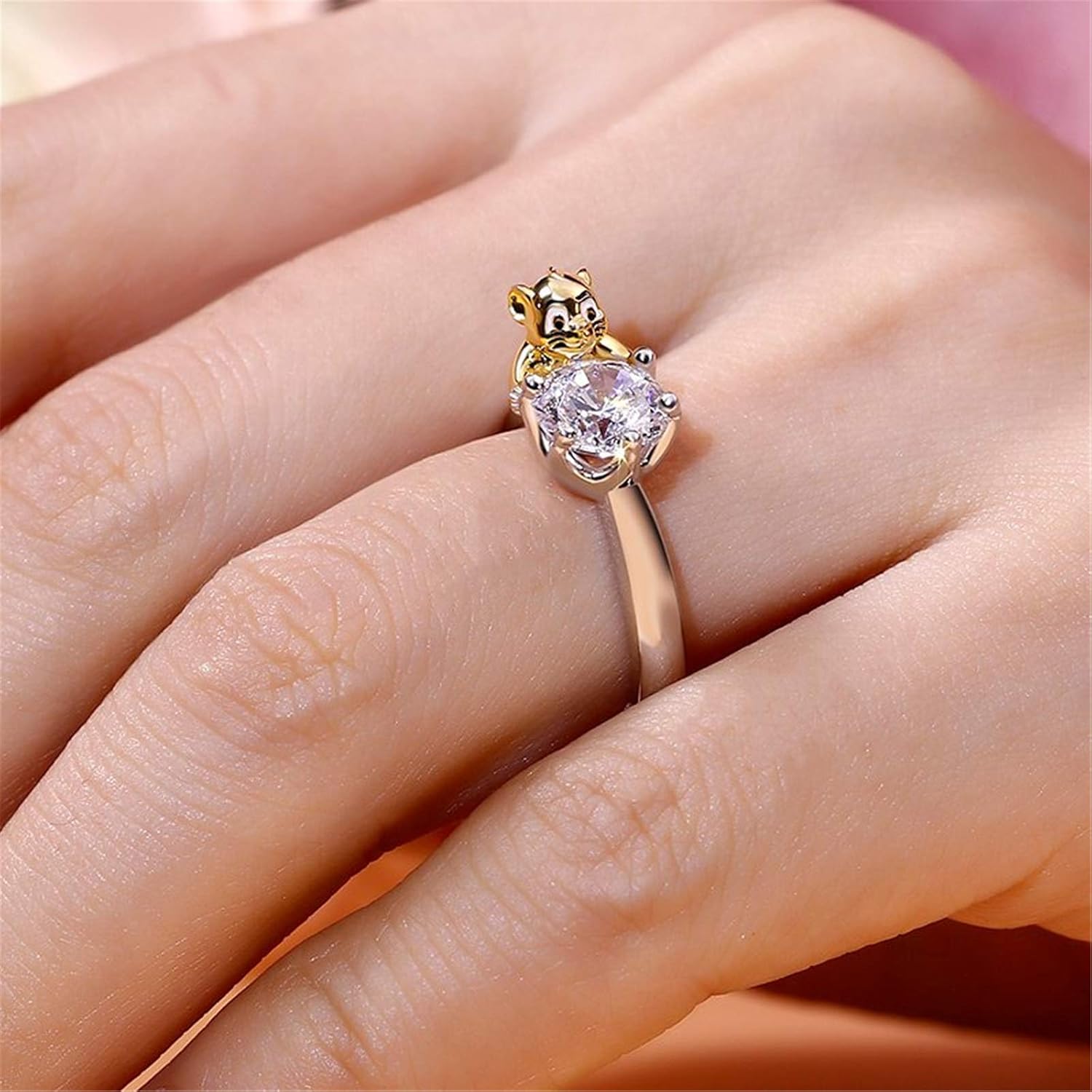 Jeulia Hug Me King of The Jungle Lion Crown Round Cut Sterling Silver Ring for Women Wife Girlfriend Engagement Wedding Anniversary Christmas Birthday with Jewelry Box