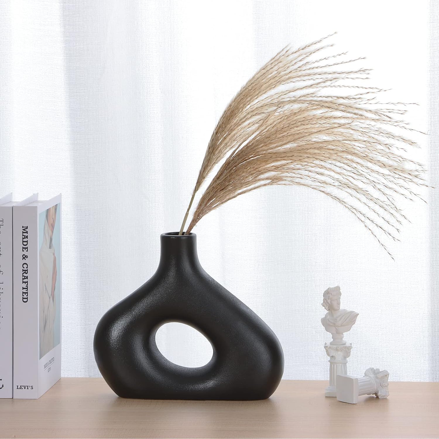Black Matte Vase for Pampas Grass, Modern Ceramic Vase Living Room Decoration, Handmade Wedding Vases Table Decoration, Dried Flowers Flower Vase Creative Hollow Design, Schwarz