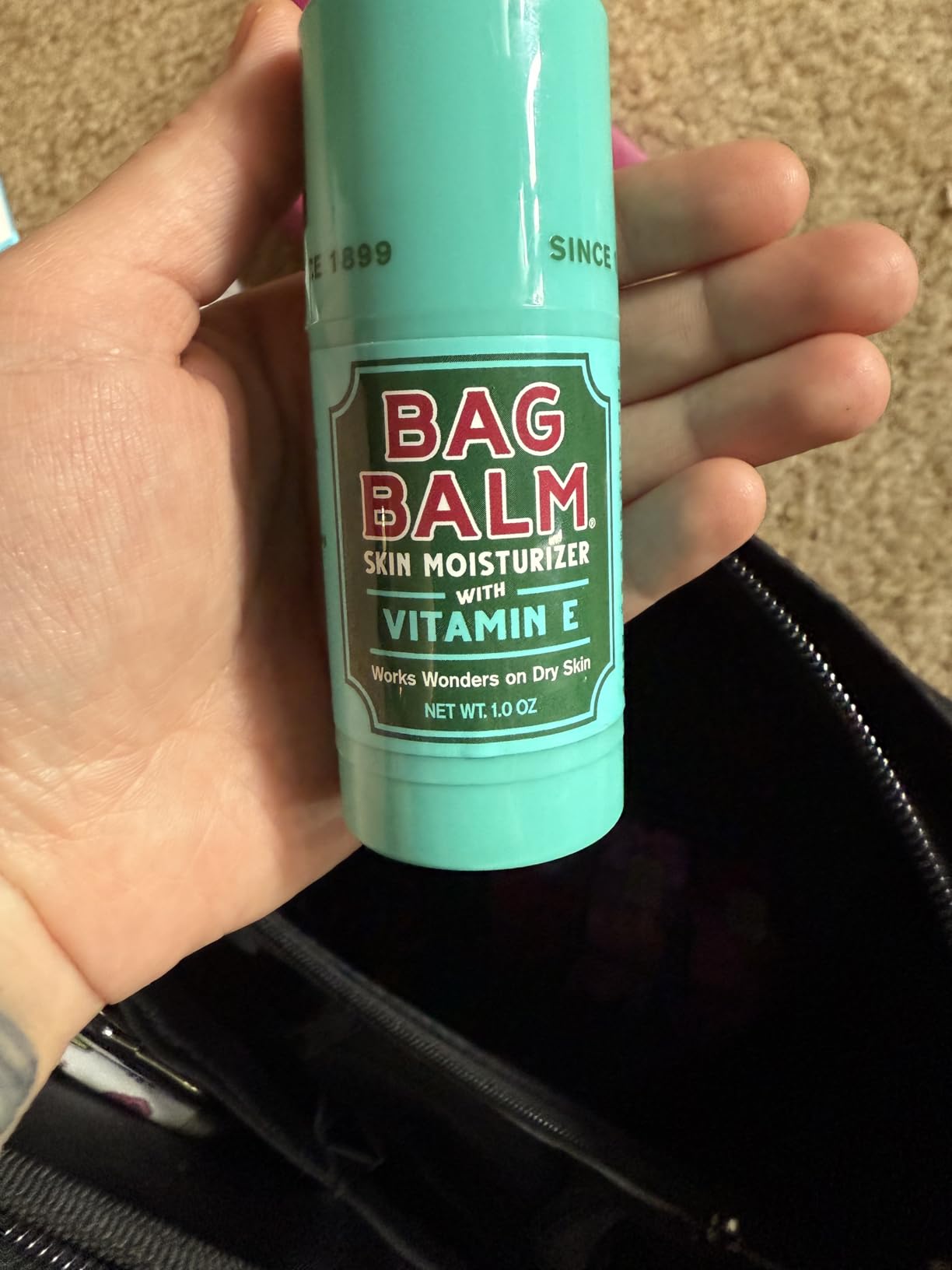 Bag Balm Original Skin Moisturizer Stick with Vitamin E - Hydrating & Soothing Balm for Dry Skin, Chapped Lips & Cracked Hands - Made in the USA - Paraben-Free & Cruelty-Free Twist-Up 1oz (3)