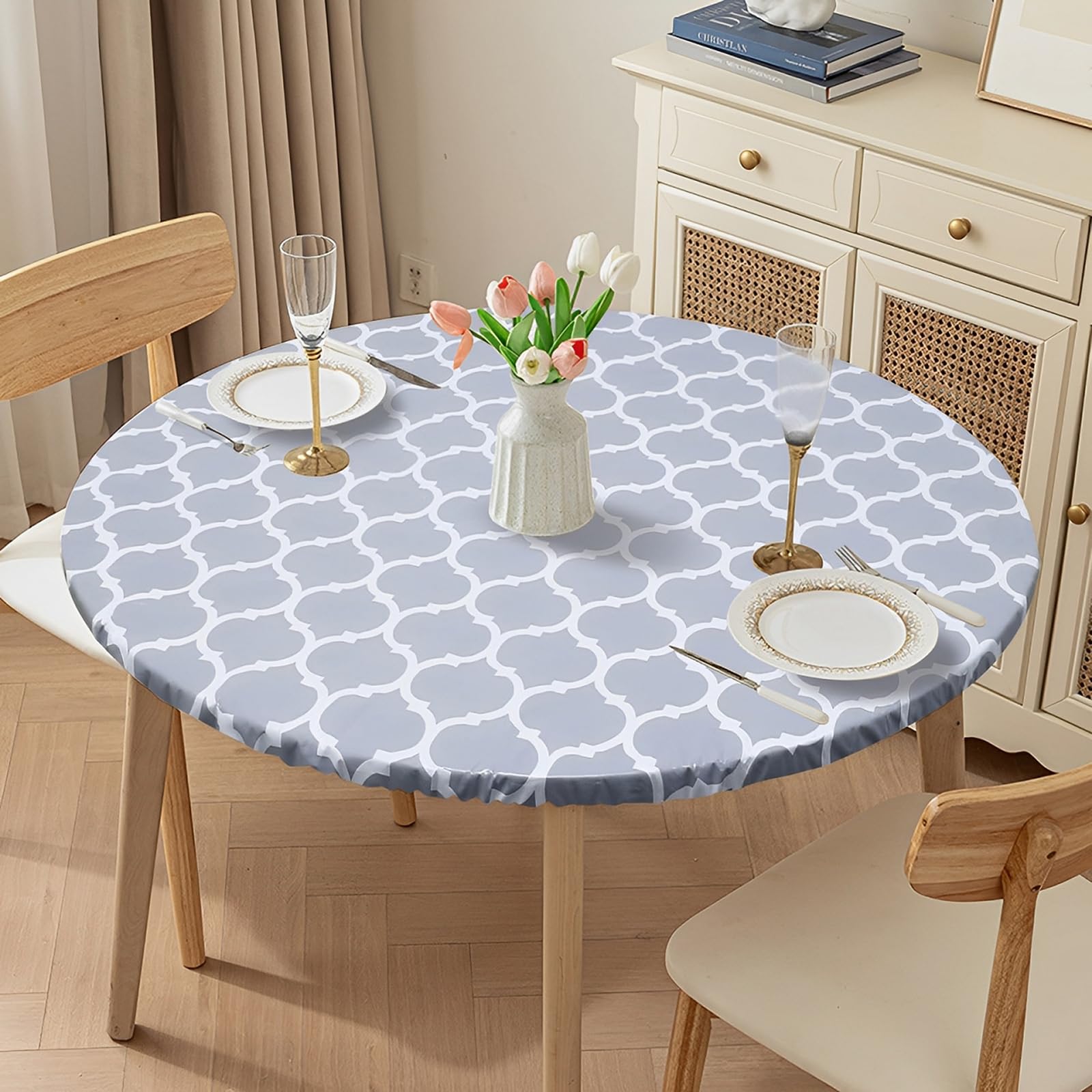Nappe ronde ajustée en vinyle élastique avec envers flanelle