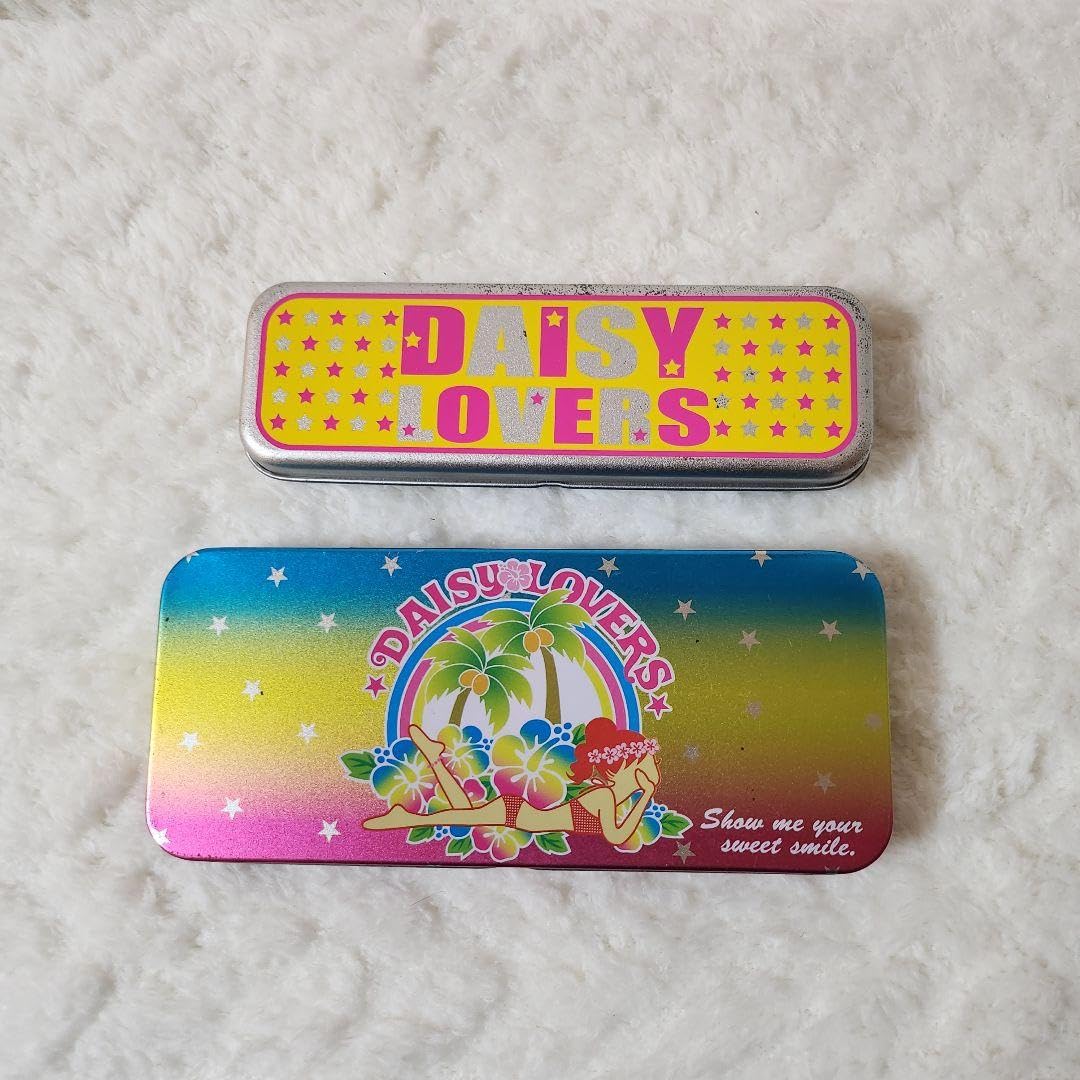 Amazon.co.jp: デイジーラバーズ Daisy lovers 平成レトロ ペン 缶