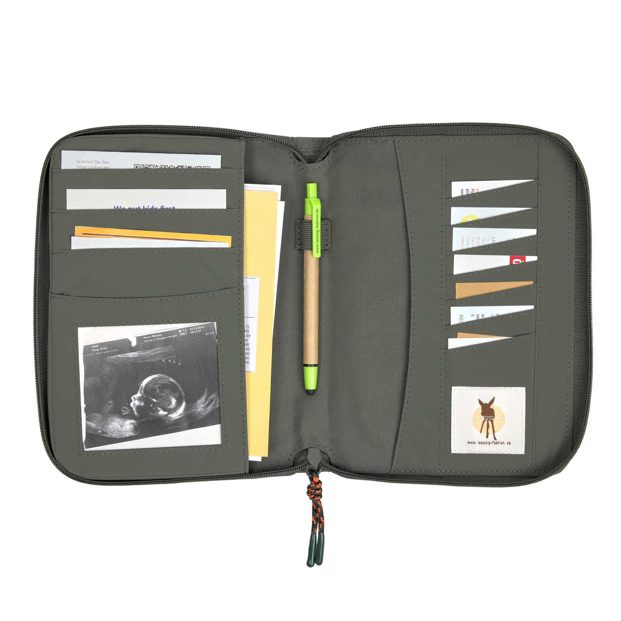 LÄSSIG Bundle Baby Windeltasche mit Wickelunterlage + Mutterpasshülle