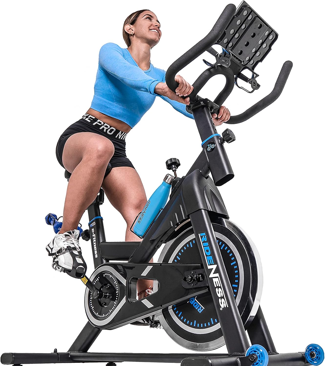 тренажёр велосипед для дома nordic track. заниматься полезными делами. Stationary bike. велотренажер hammer cardio fit. фитнес машина.