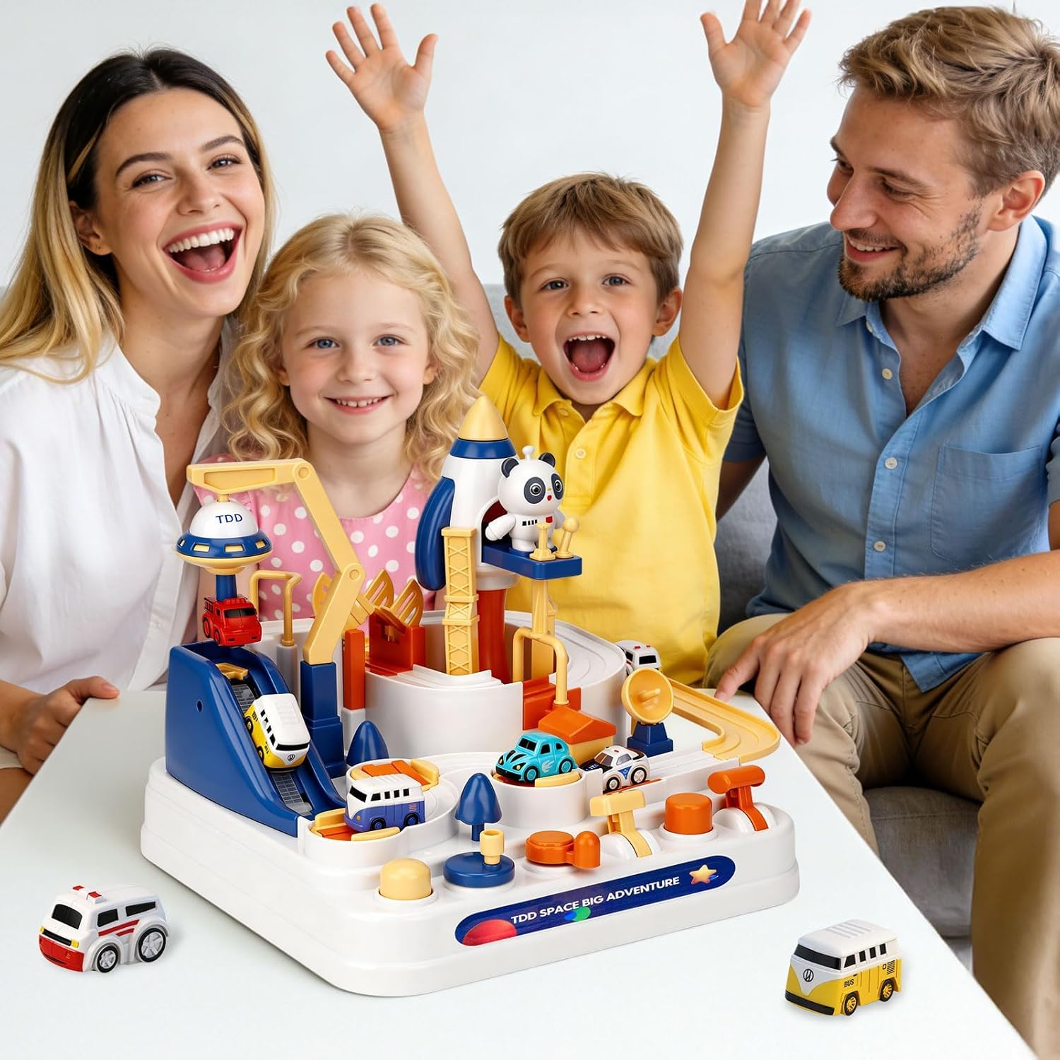 Pista Macchinine Giochi,Gioco di Avventura,Macchinine per Bambini,giocattolo educativo Montessori,adatto a ragazzi e ragazze,regalo per Natale e compleanno,adatto per bambini dai 3 ai 8 anni