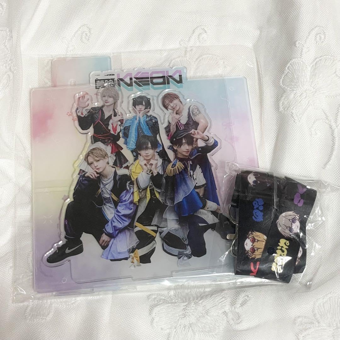 Amazon.co.jp: 夢喰NEON 集合アクリルスタンド : おもちゃ