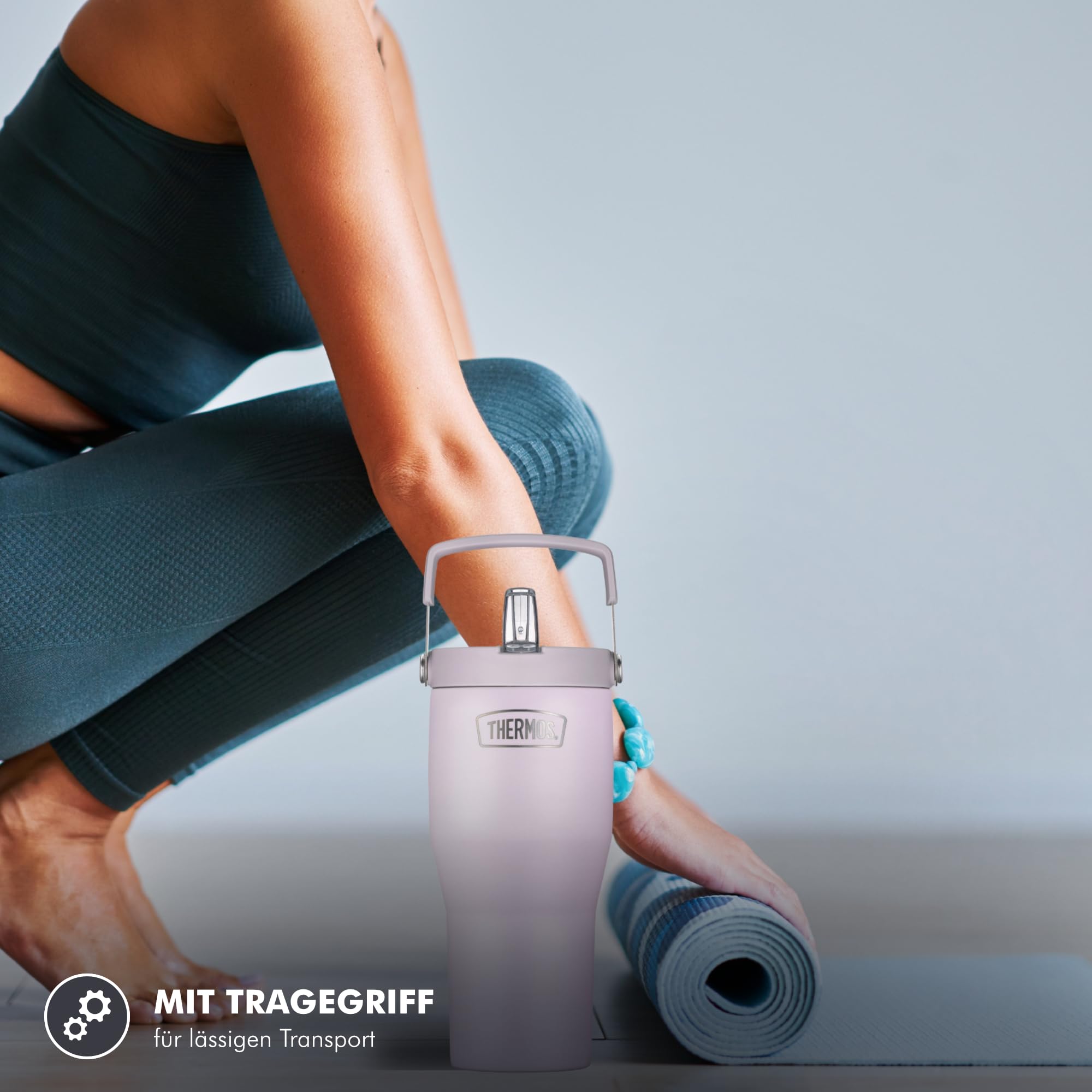 Thermos Flip Straw Tumbler mit Strohhalm und Henkel, 0,85 l, lavender mat | 6 h kalt, Isolier-Trinkbecher Flip-Strohhalm, doppelwandiger Edelstahl, für unterwegs & zuhause, lila, REFRESHING SERIES