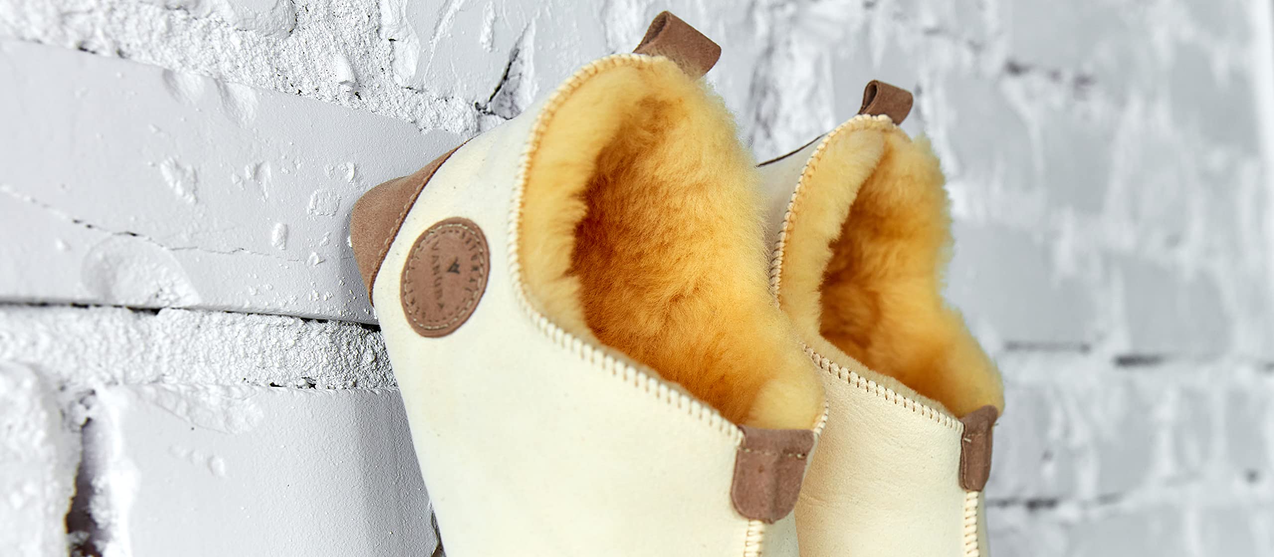 Vanuba Handgemacht Lammfell Hausschuhe Herren Relugan Hüttenschuhe Beige