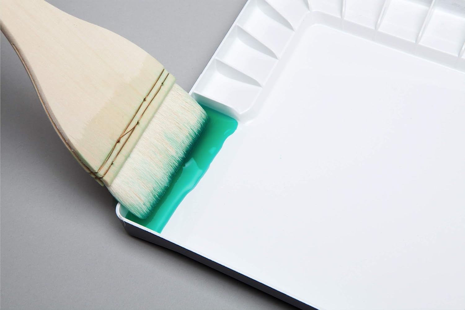 Mijello Studio Watercolor Palette, 55 Paint Wells, Blue, Foam Dauber Included, 14.4" X 1.5" X 9.13", 1