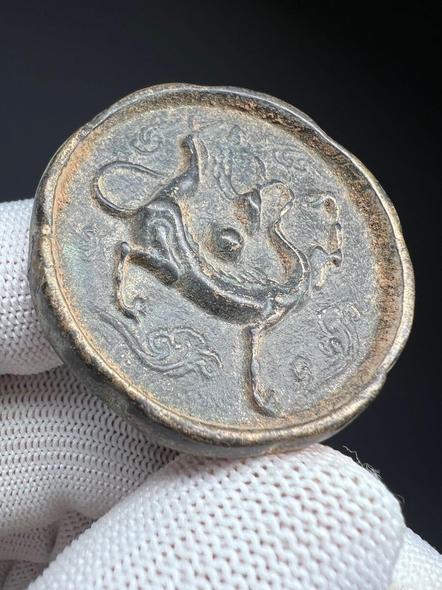 Amazon.co.jp: 骨董品青銅器龍紋銅鏡唐鏡小型ミニ中国戦漢古美術