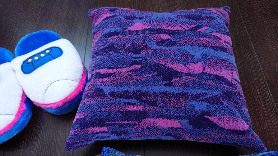 Amazon.co.jp: E2系新幹線 座席シート生地クッション : 文房具