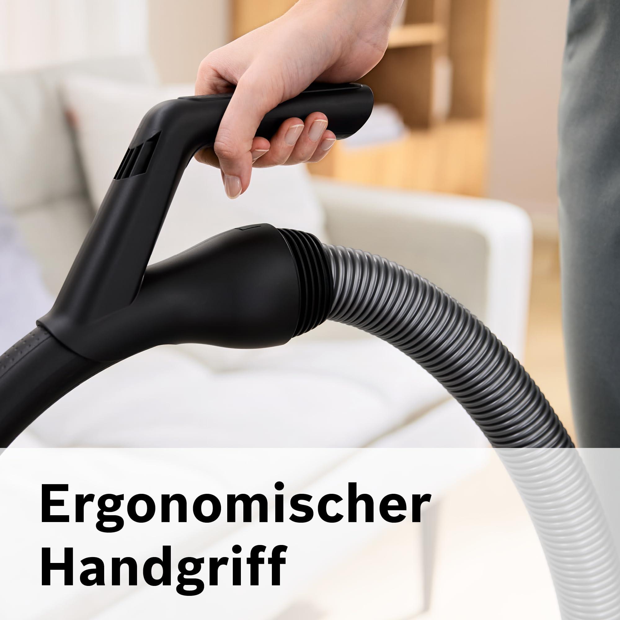 Bosch Staubsauger mit Beutel Serie 8 BGL8XPER, ideal für Allergiker, Hygiene-Filter, 10 Jahre Motorgarantie, XXL-Polsterdüse, XXL-Fugendüse, langes Kabel, Made in Germany, leise, 700 W, blau