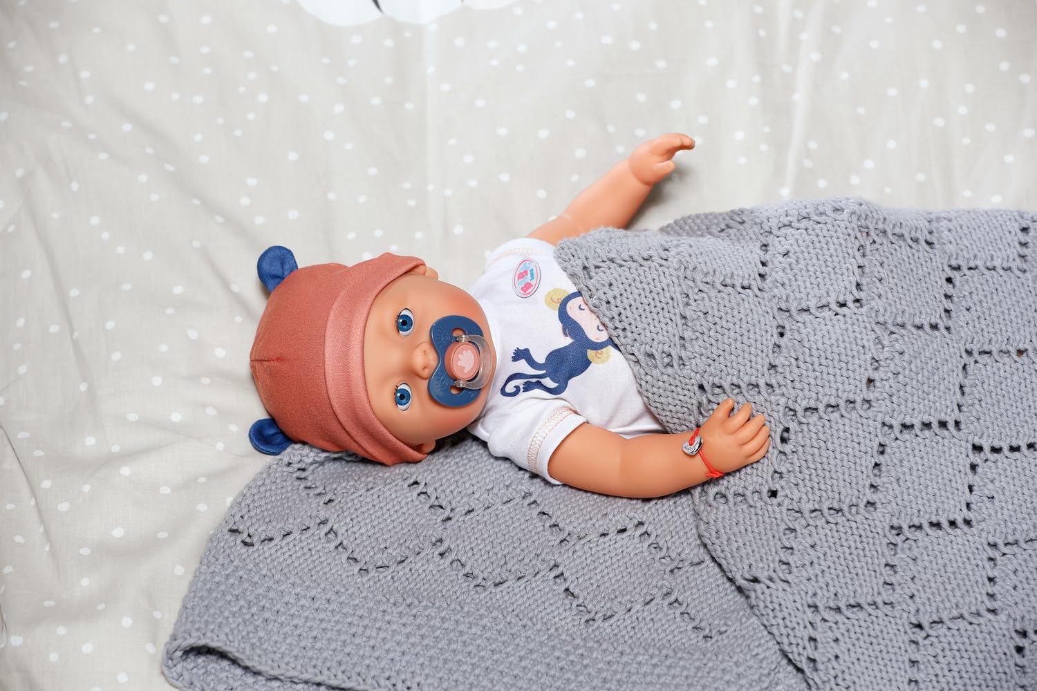 BABY Born Emma lalka w stylu dżungli – 43 cm duża lalka niemowlęca – 10 funkcji w zestawie akcesoria i śpioszki w kolorach unisex – działa bez baterii – nadaje się dla dzieci od 3 lat