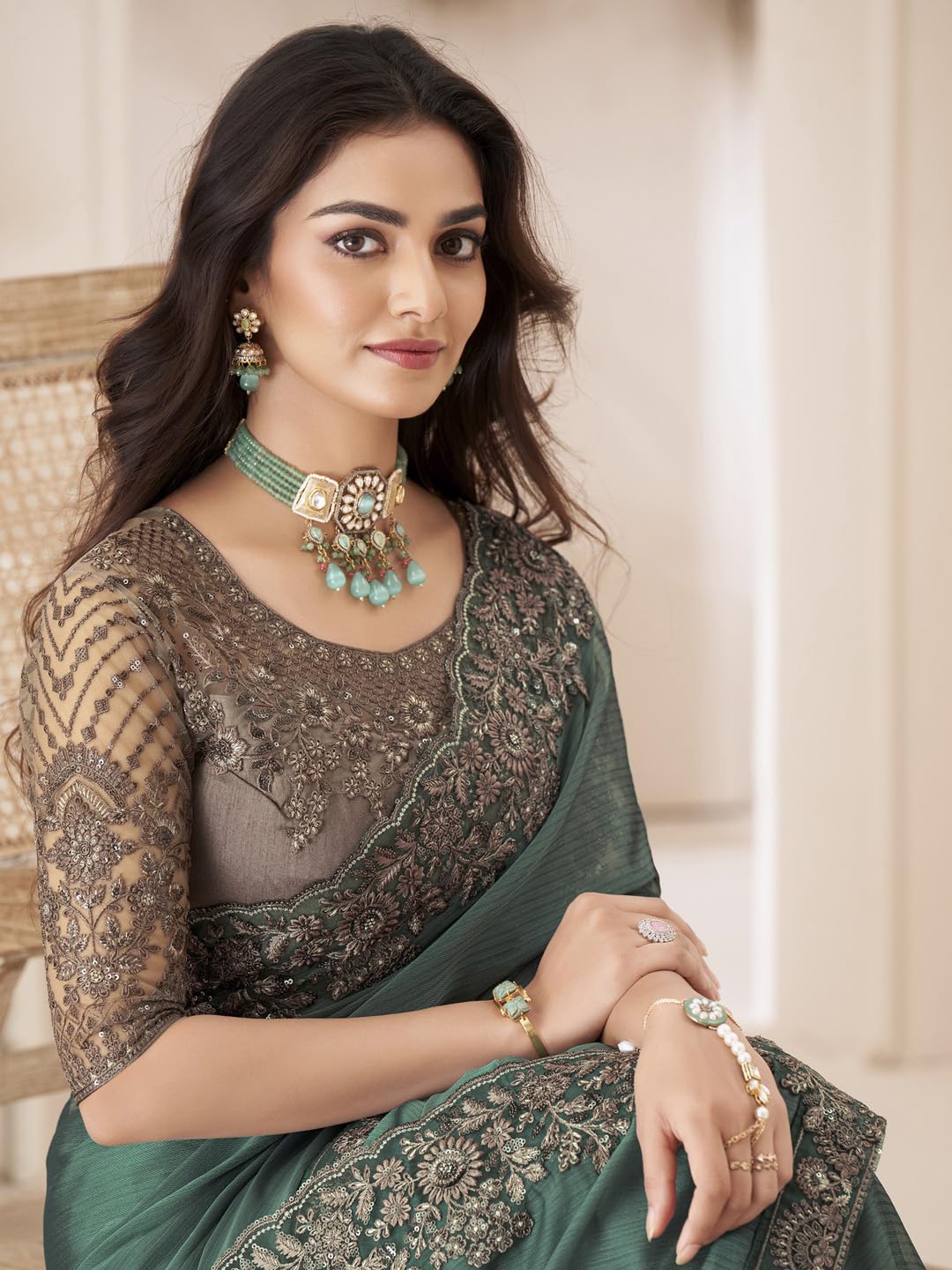 AKHILAM Women's Pure Chiffon Embellished Saree With Unstitched Blouse (SNDLWOD1301_TFH_Parent) - Image 2