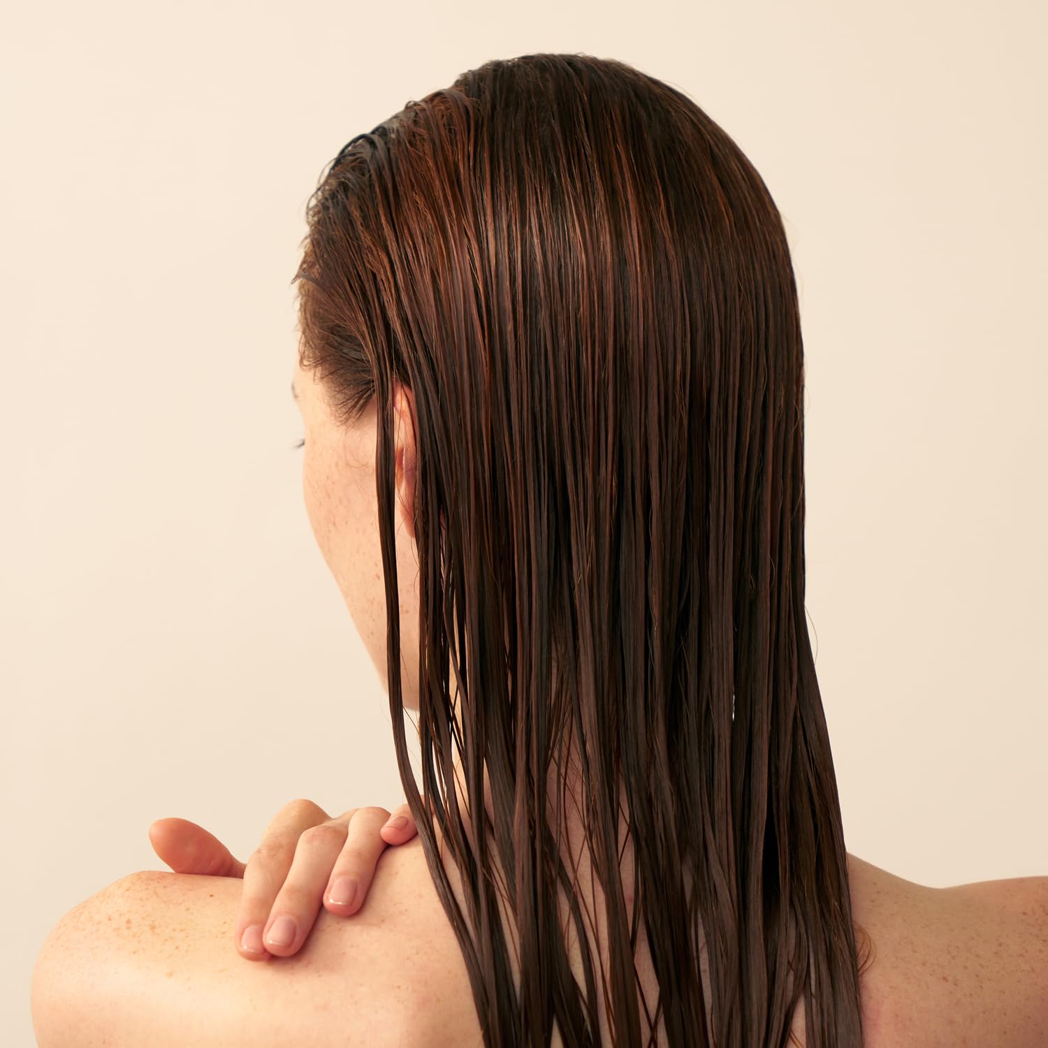 Christophe Robin Delicate Volumizing Conditioner With Rose Extracts for Thin, Fine, and Flat Hair 6.7 fl. oz - Image 5