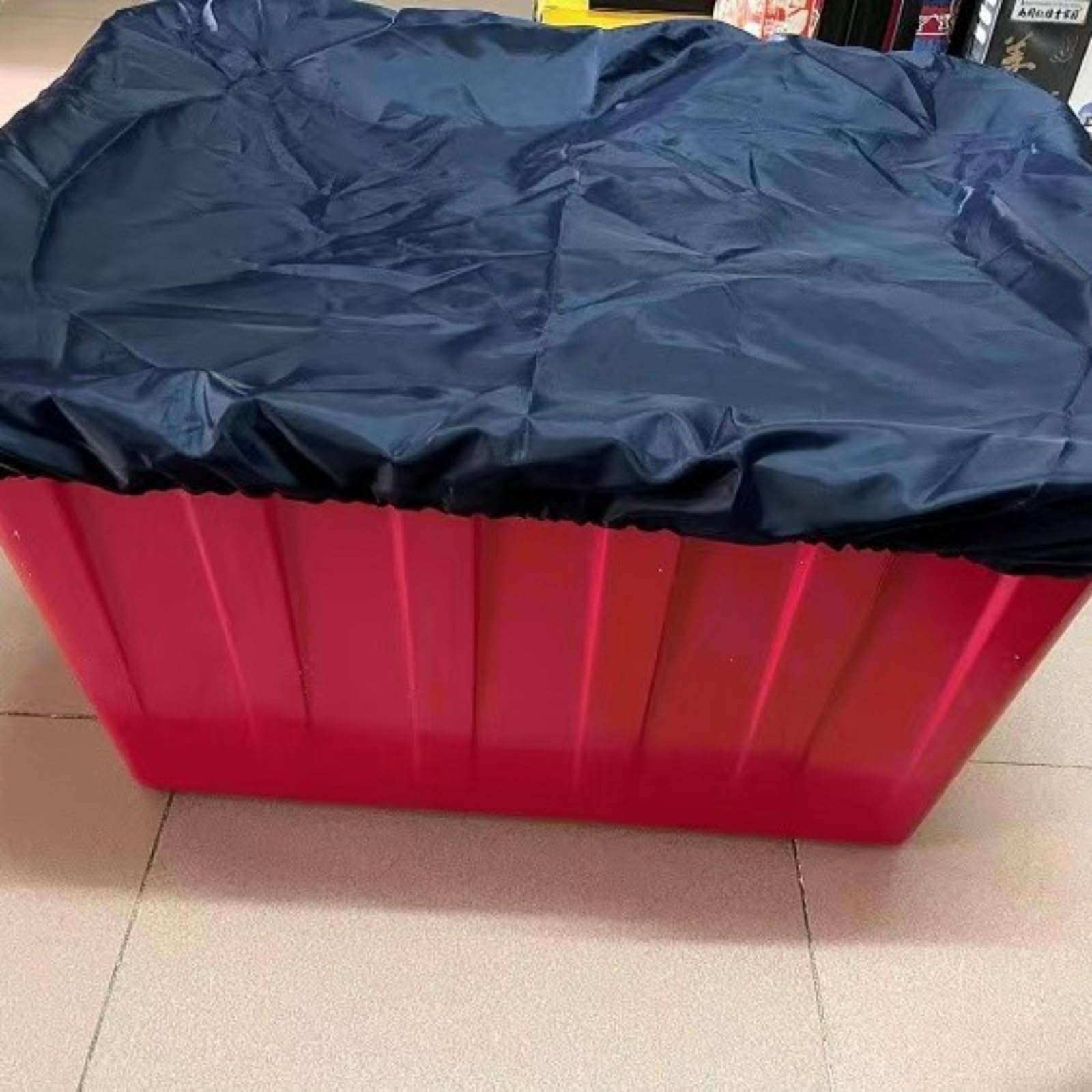 Wasserdichte Abdeckplane Für Aufbewahrungsboxen | 210D Polyester Staubschutz | Reißfest & UV-Beständig (97 × 75 × 10cm,schwarz)