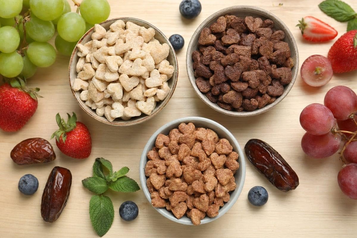 Mudda Natur Bio Quinoa Herzflakes Kakao 12x165g aus Deutschland | glutenfreie Bio Frühstücksflakes mit Kakao, natürlich mit Datteln gesüßt, vegan und knusprig