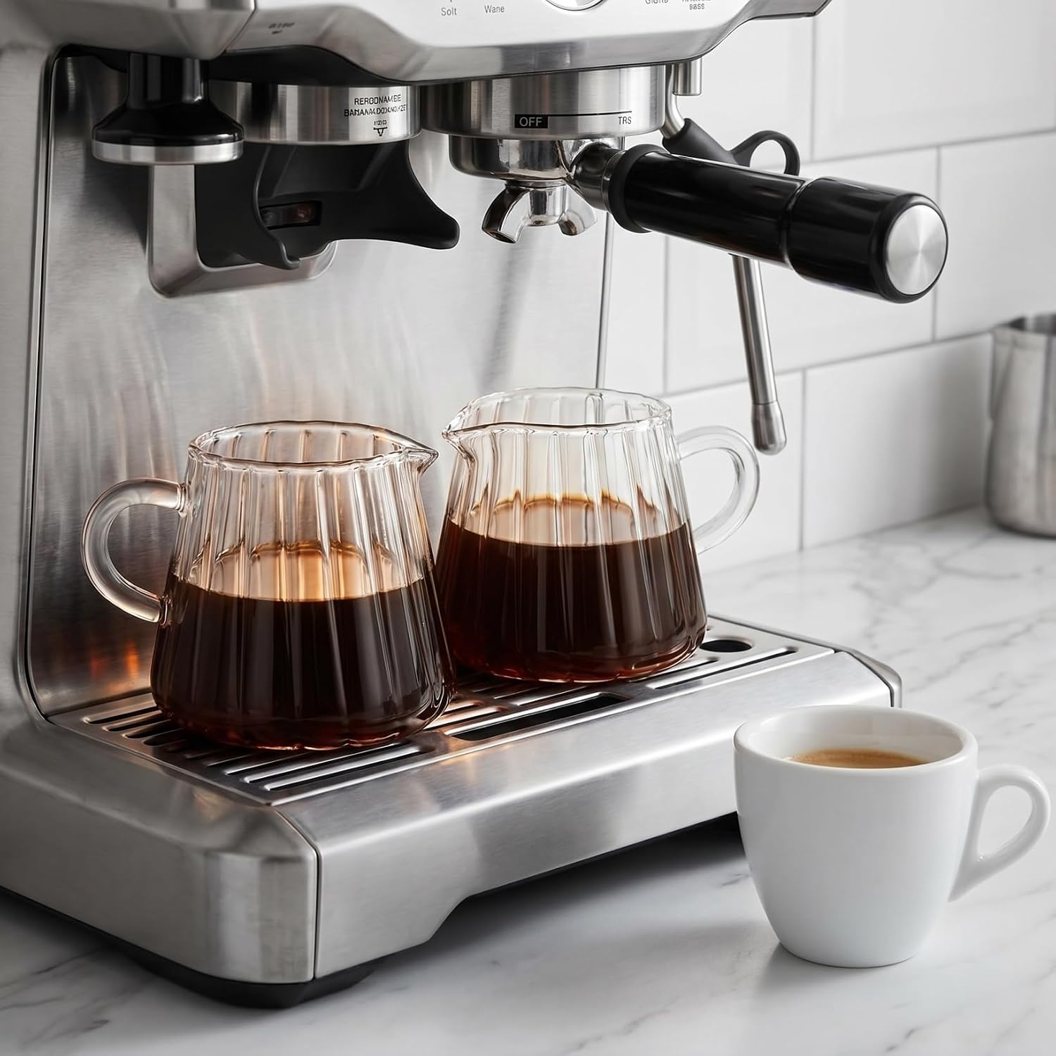 SHINEOFI 2 Pcs Small Glass Pitcher 6. 8 Oz Clear Milk Creamer Pitcher with Handle Espresso Cups Frother Creamer