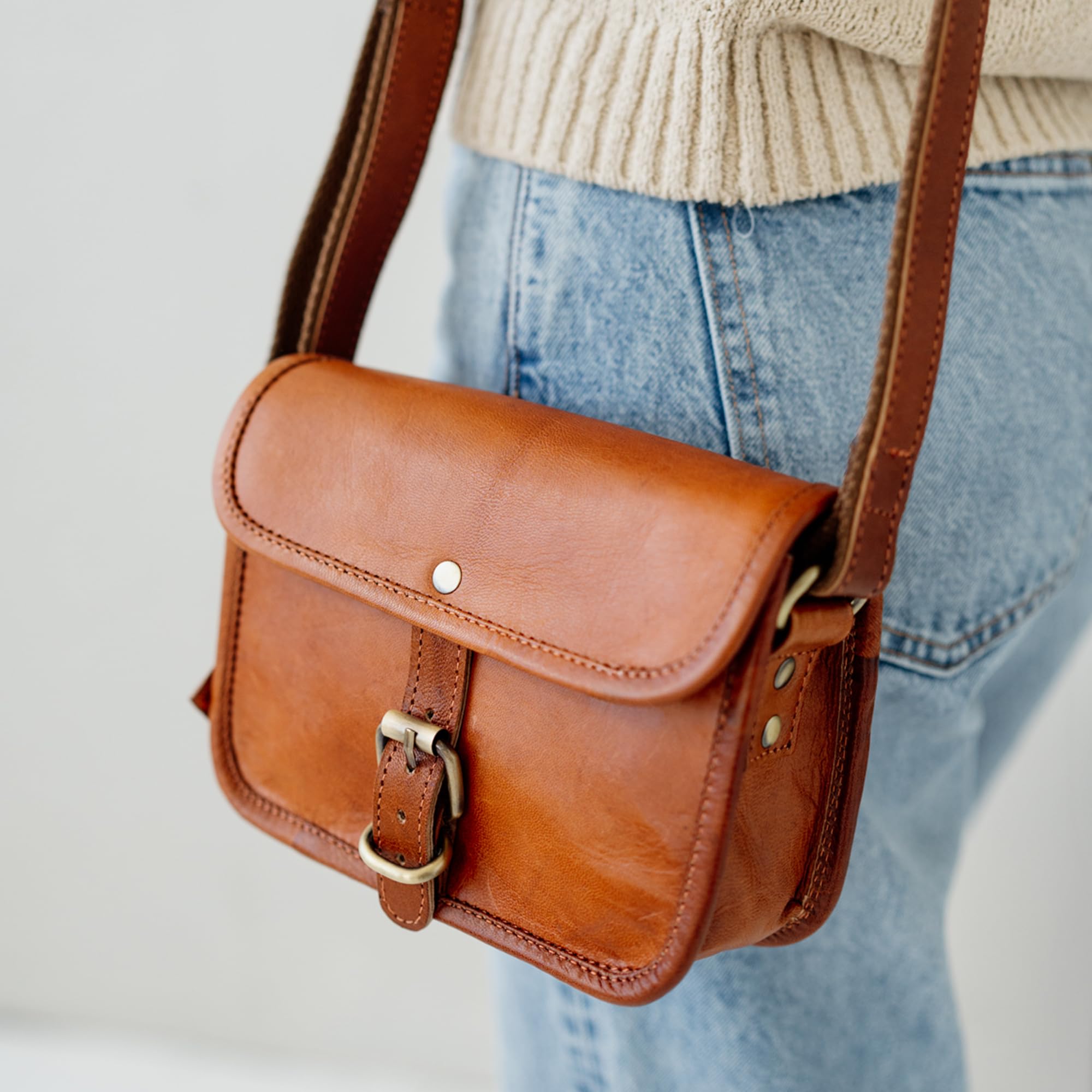 Berliner Bags Umhängetasche Malta Vintage aus Leder für Damen - Braun