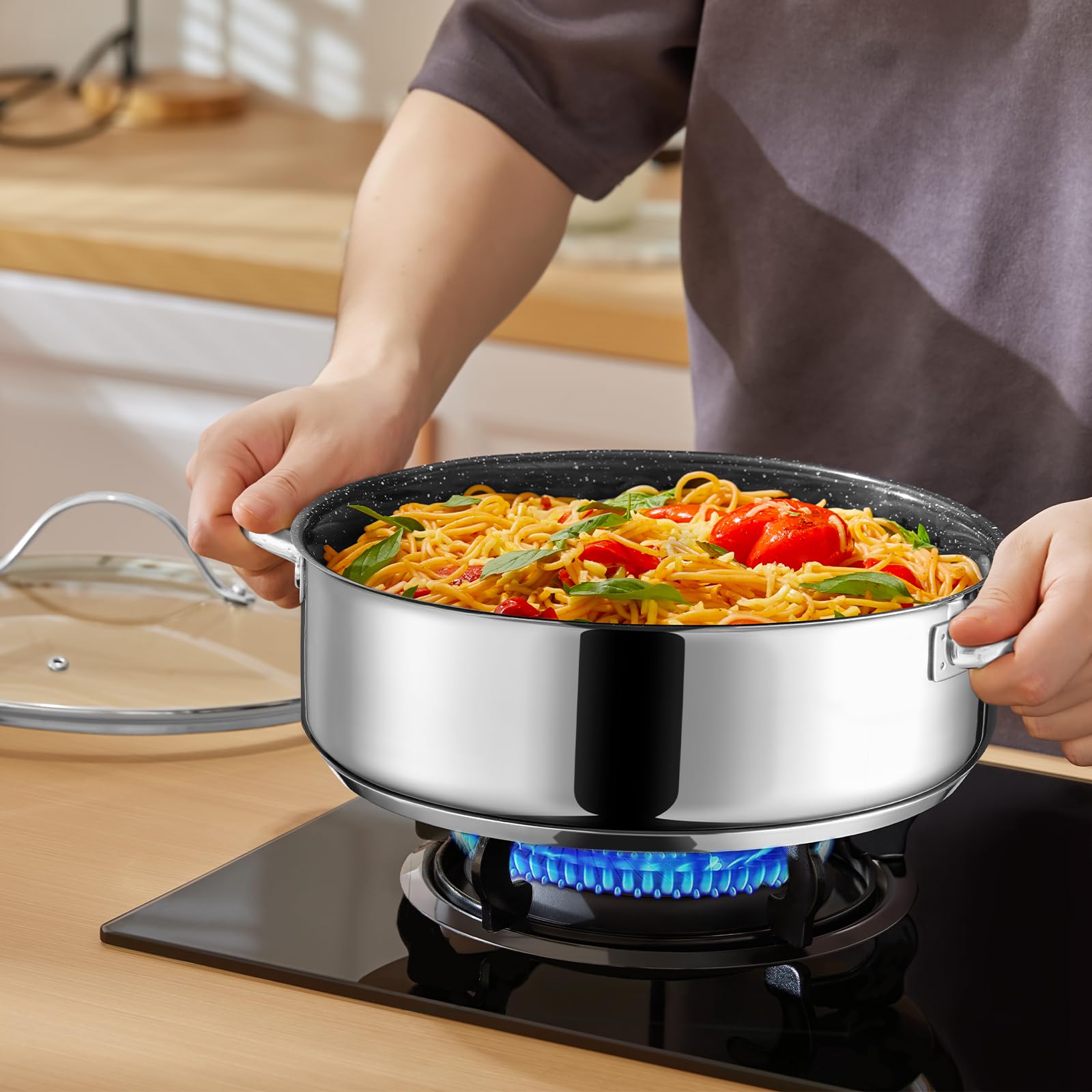 BEZIA Schmorpfanne 28 cm mit hohem Rand & Deckel, Induktions-Bräter 5,2 L | Edelstahl 18/10, Keramikbeschichtung Pfanne für alle Herdarten, Backofenfester Schmortopf & Bratpfanne zum Schmoren & Braten