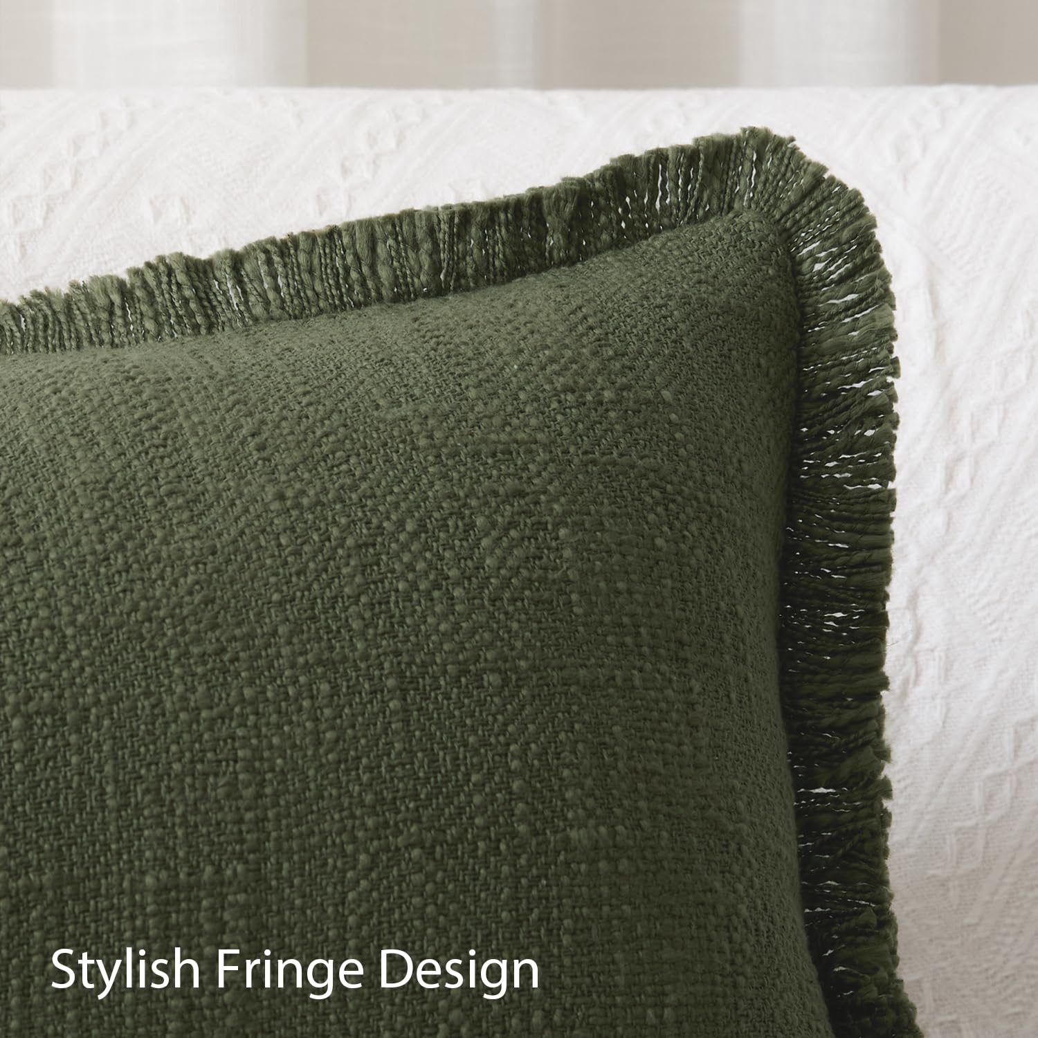 Kevin Textile - Federa per cuscino lombare lunga 35 x 91 cm, decorazione con frange bohémien, con nappe, in cotone neutro, testurizzato, per soggiorno, divano, letto, verde oliva