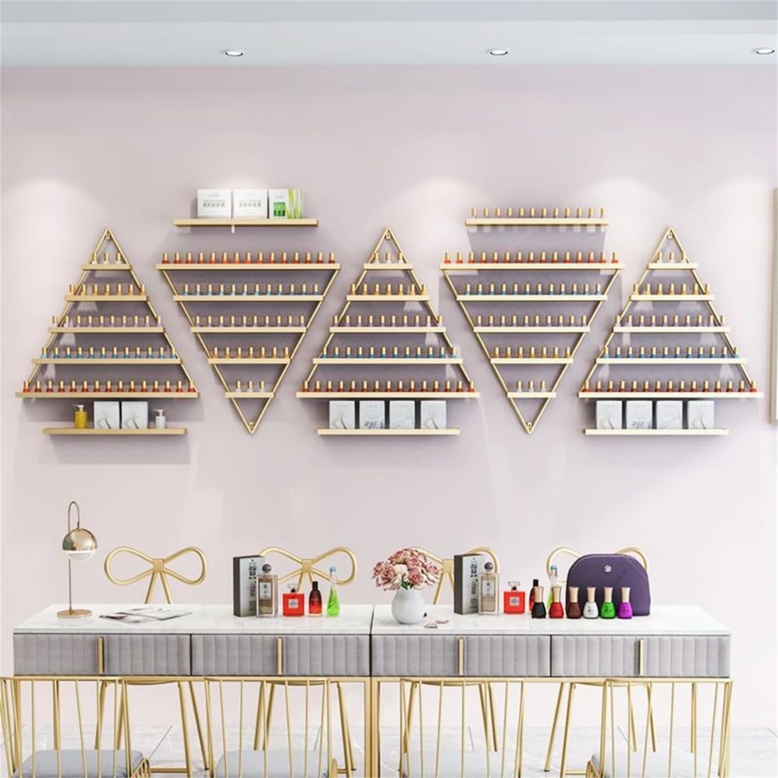 5 Set di 5 scaffali per smalto a triangoli in metallo, organizer da parete con 5 livelli, scaffale per smalto per unghie, profumo, rossetto, oli essenziali, oro
