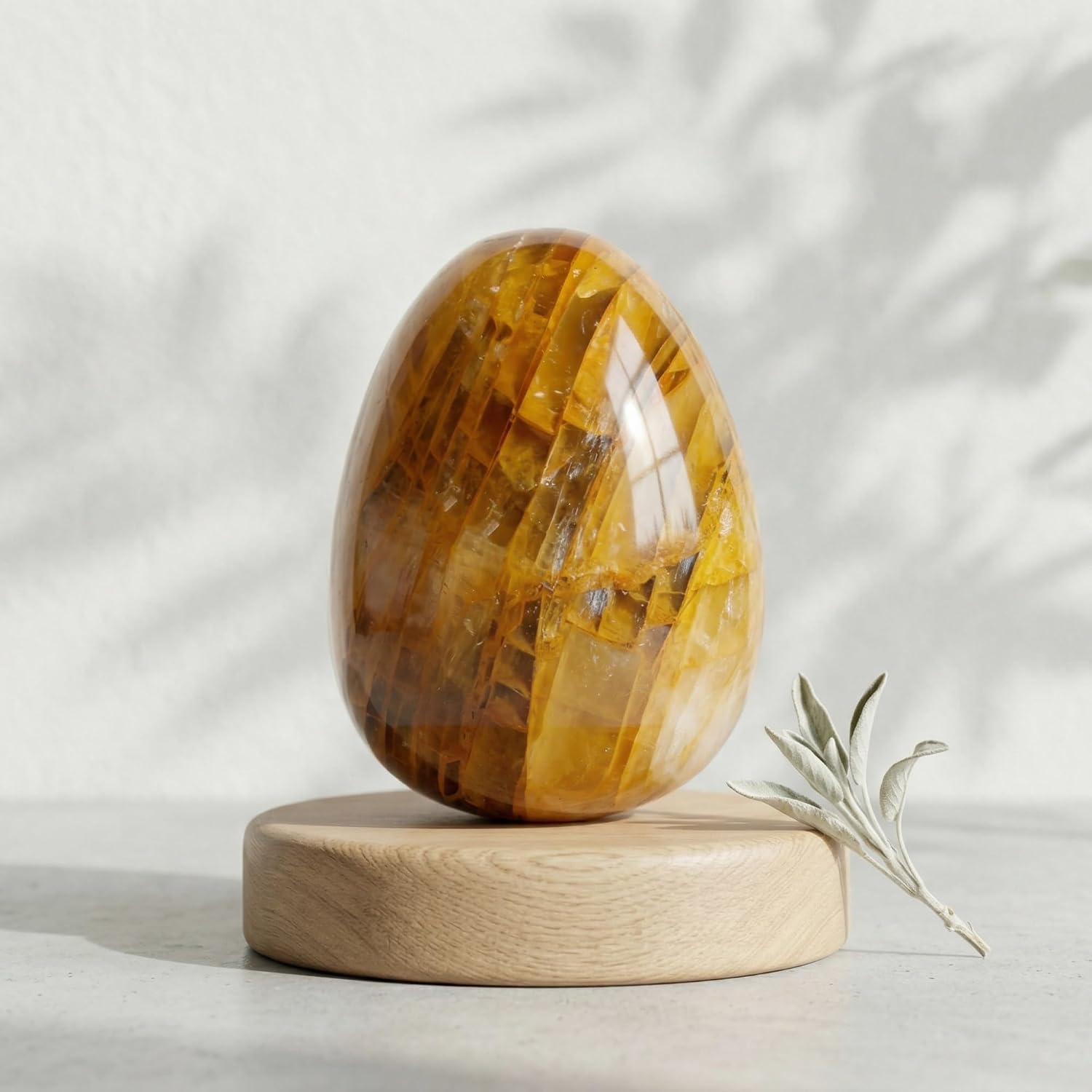 1Pc Natural Gemstone Crystal Eggs - Hand Carved Palm Stone for Easter Decor, Collection, Gift (Golden Healer Quartz,300-400g/0.66-0.88lb) - Image 3